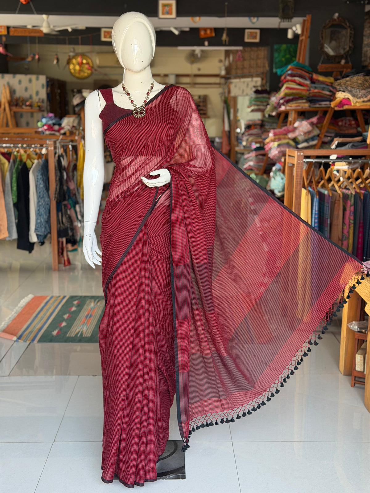 Maroon soft handwoven mul cotton fine checks saree