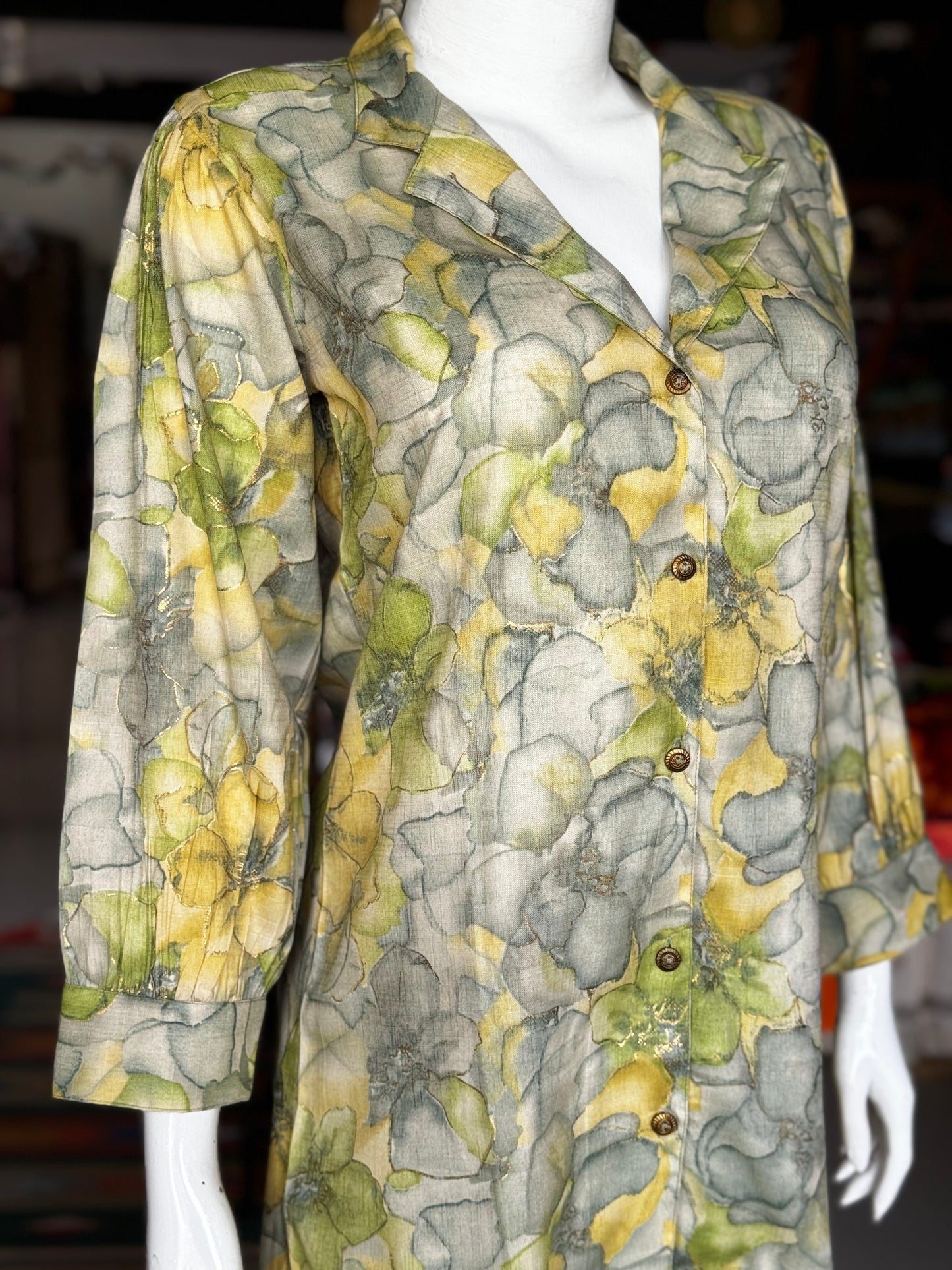 Light green floral print collared rayon cotton top with long sleeves and pants set