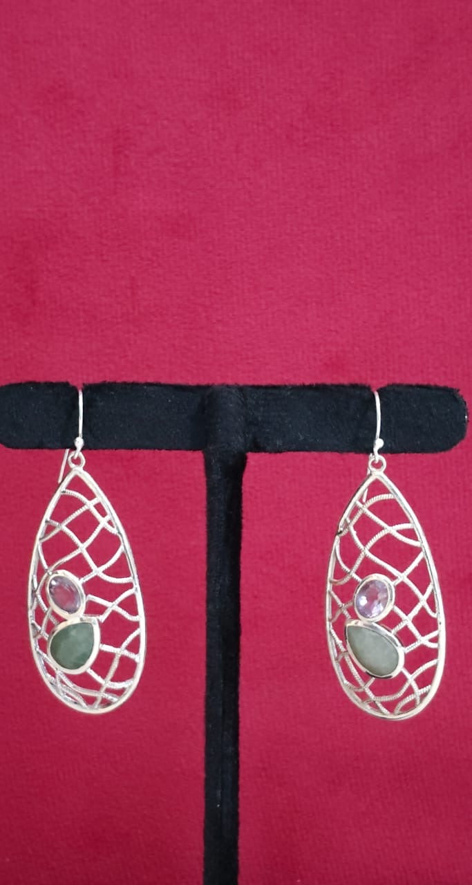 Drop shaped webbed hooks with semi precious stones in 92.5 sterling silver