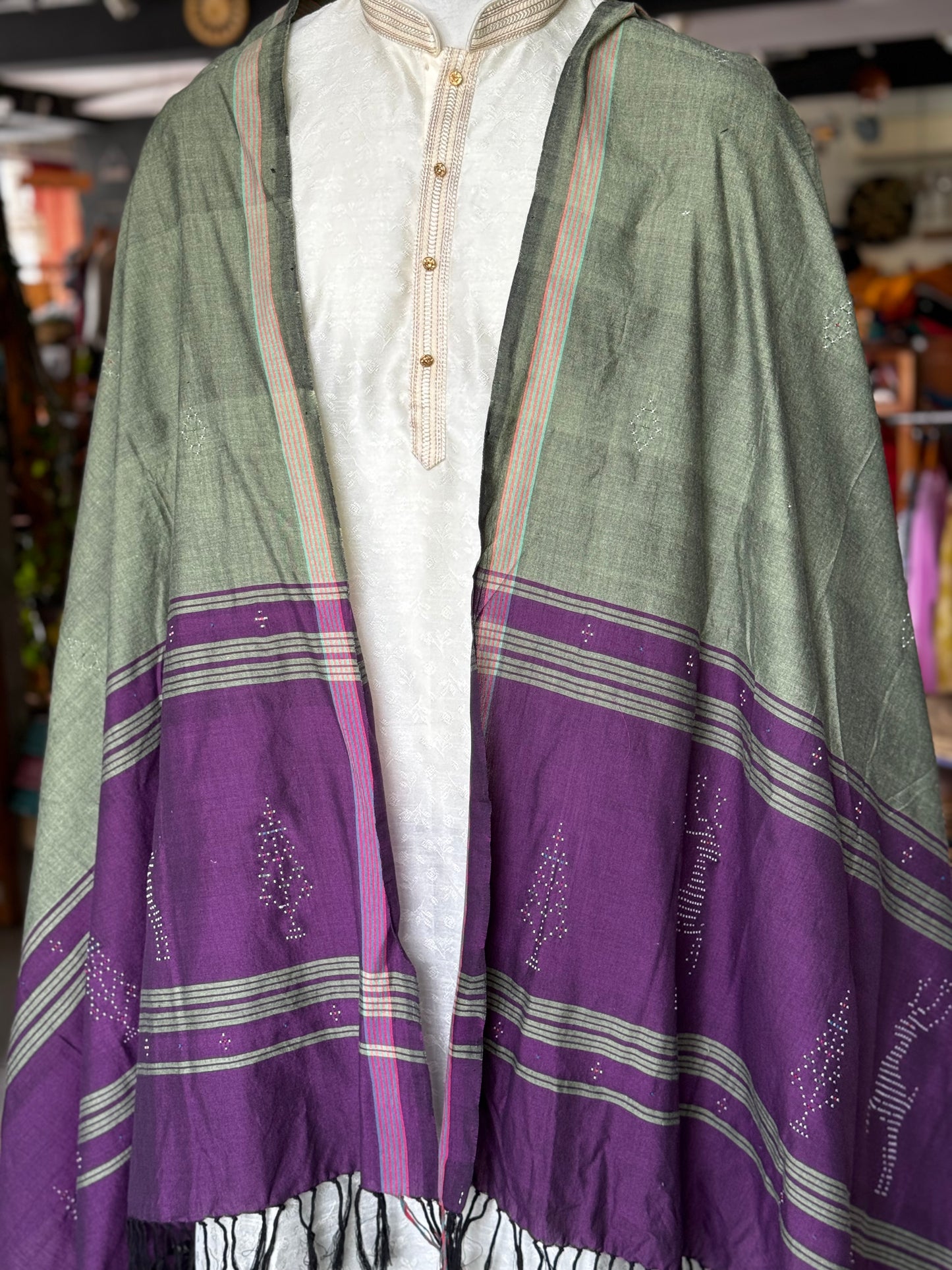 Green and purple deer motif cotton Tangaliya handloom dupatta