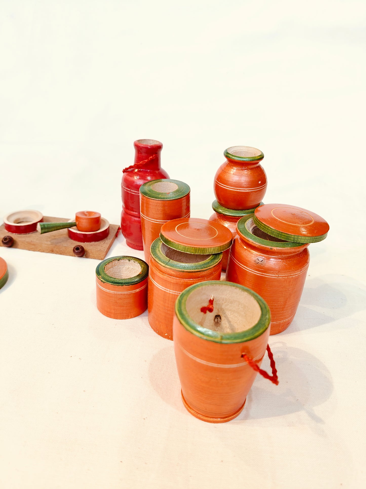 Wooden handmade pretend play 17 piece kitchen set - orange and green