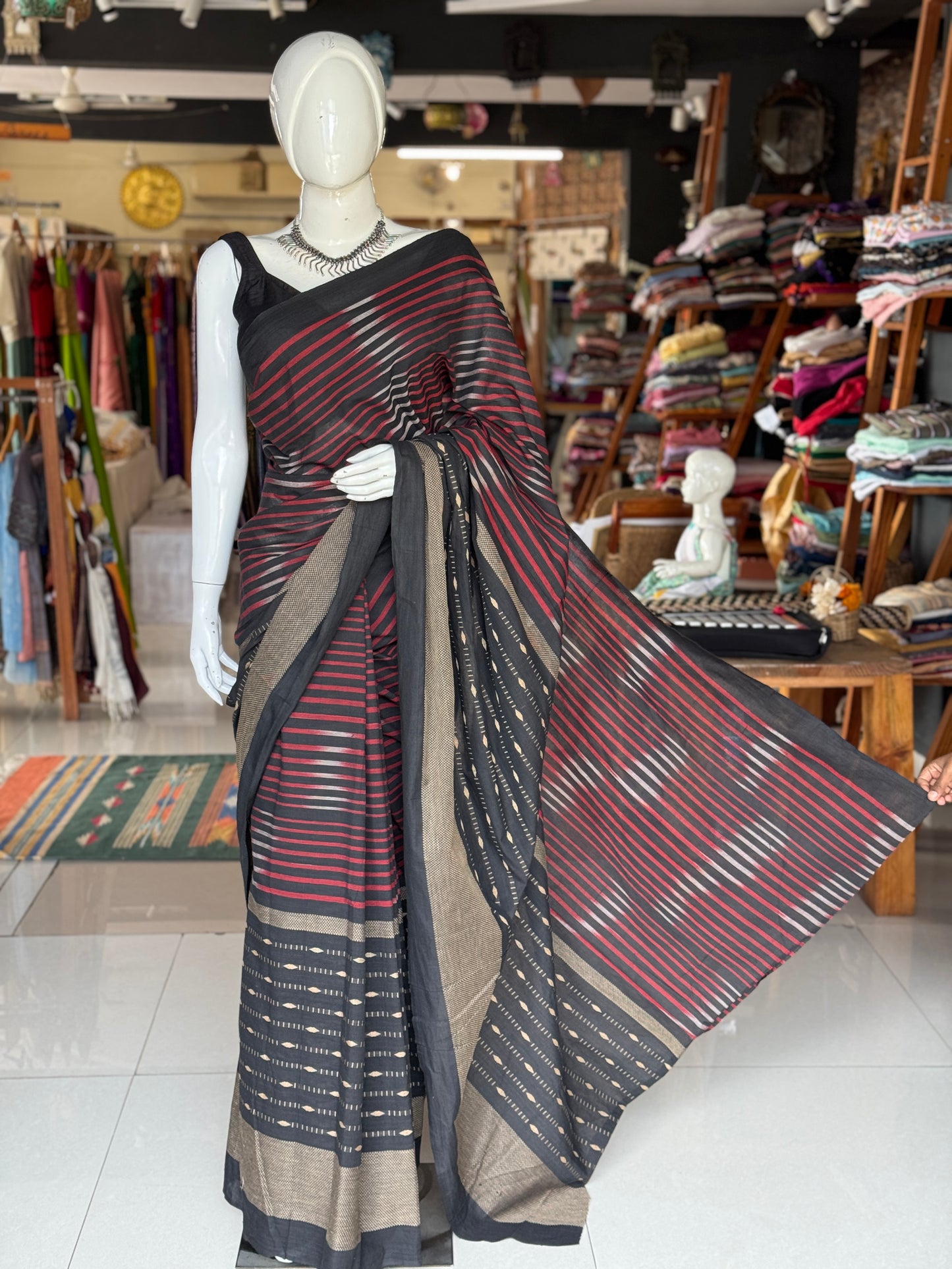 Black stripes Chettinad cotton handloom yardage / saree