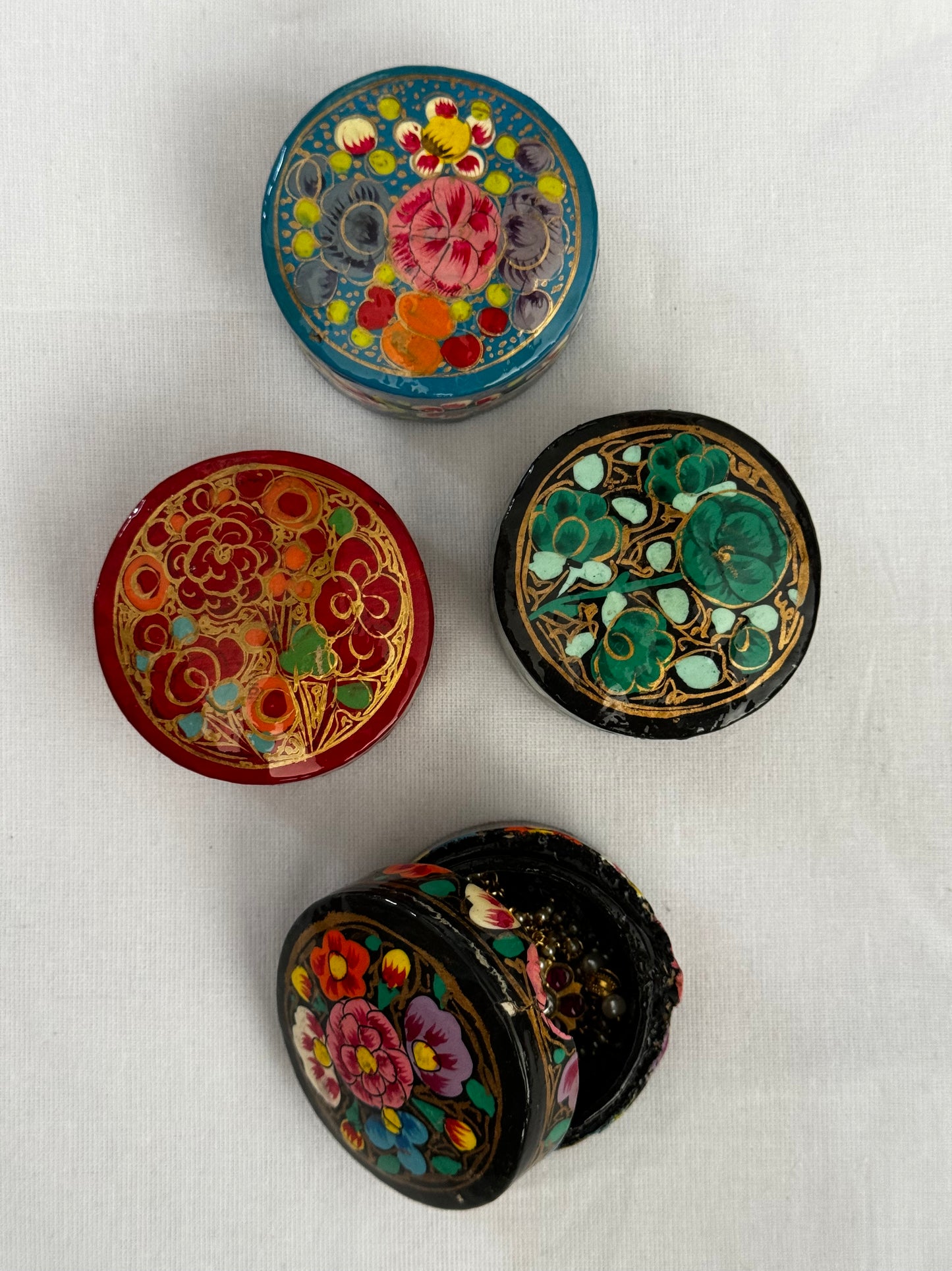 Kashmiri Papier mache 2 inch hand painted box