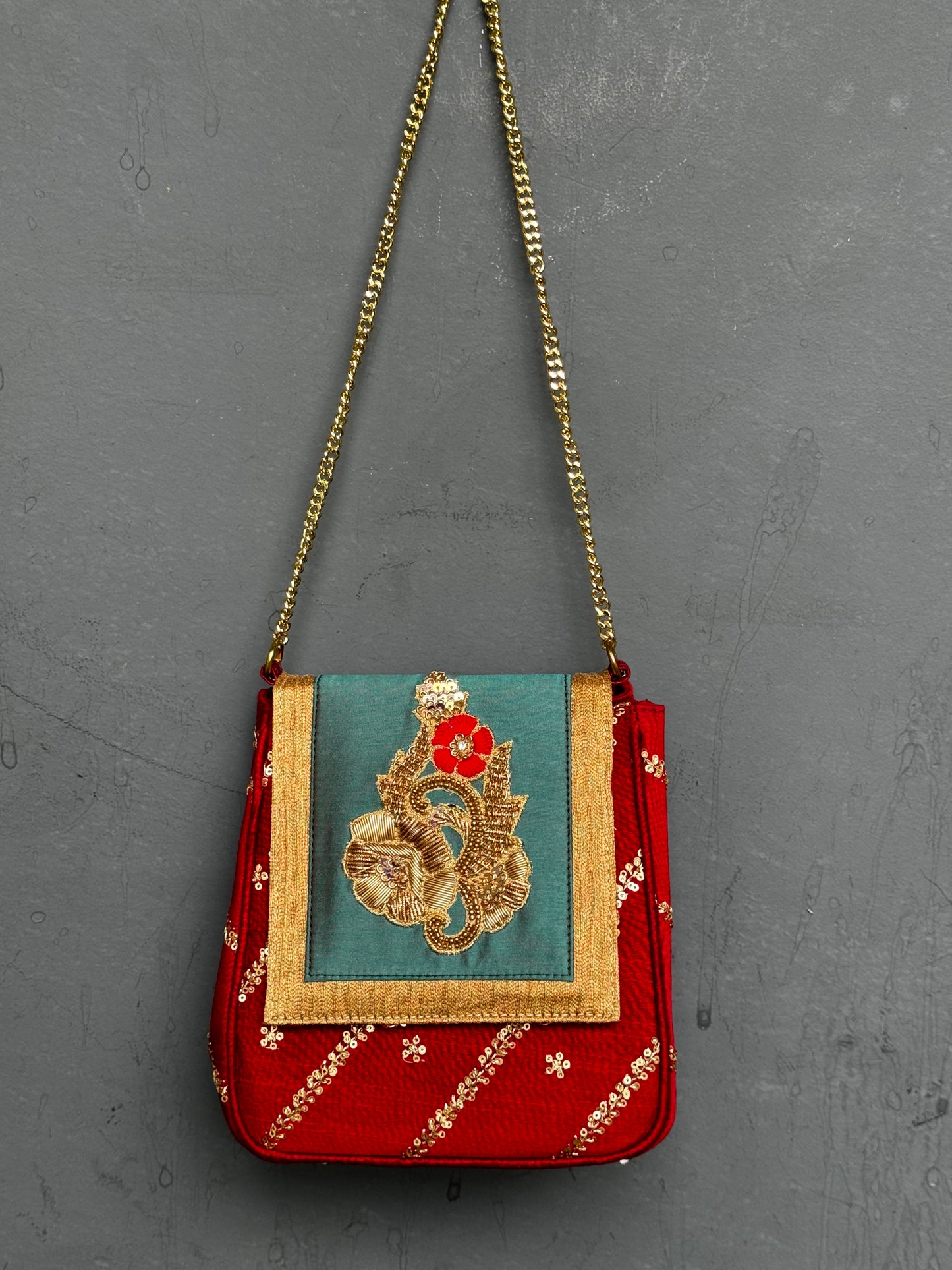 Silk embroidered party bag with chain
