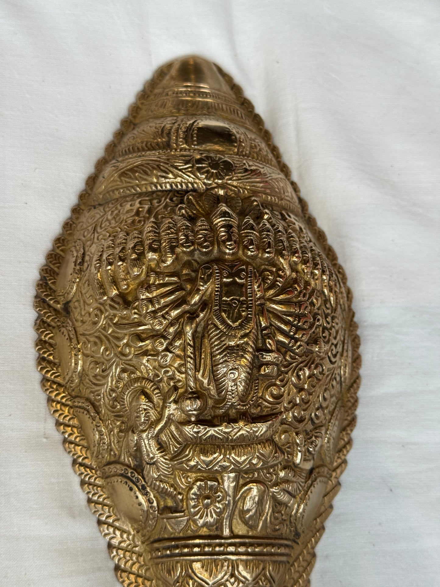 Vishwaroopam - Vishnu ji on brass shell shaped vintage wall plate