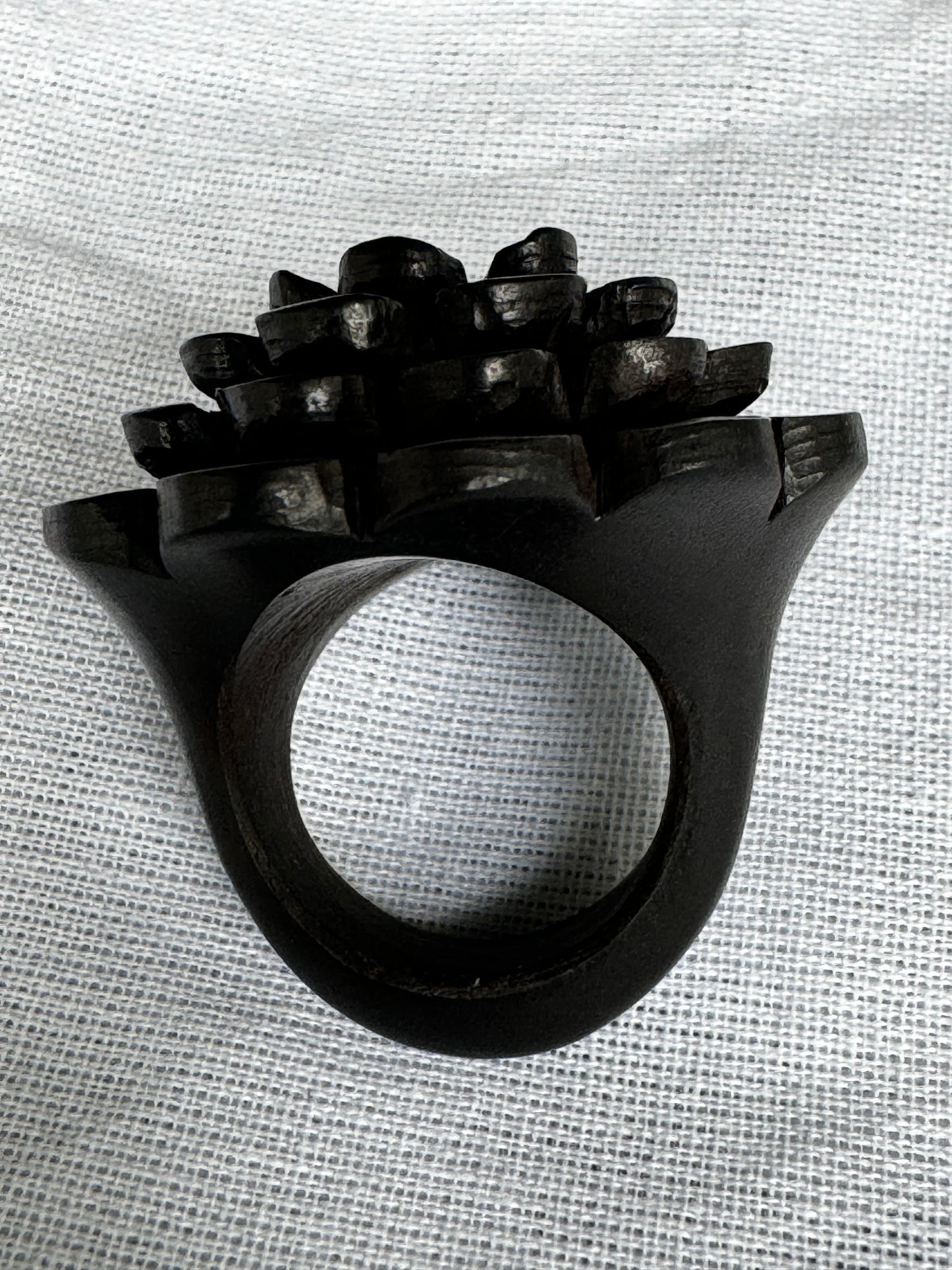 Daliya flower hand carved finger ring in black wood