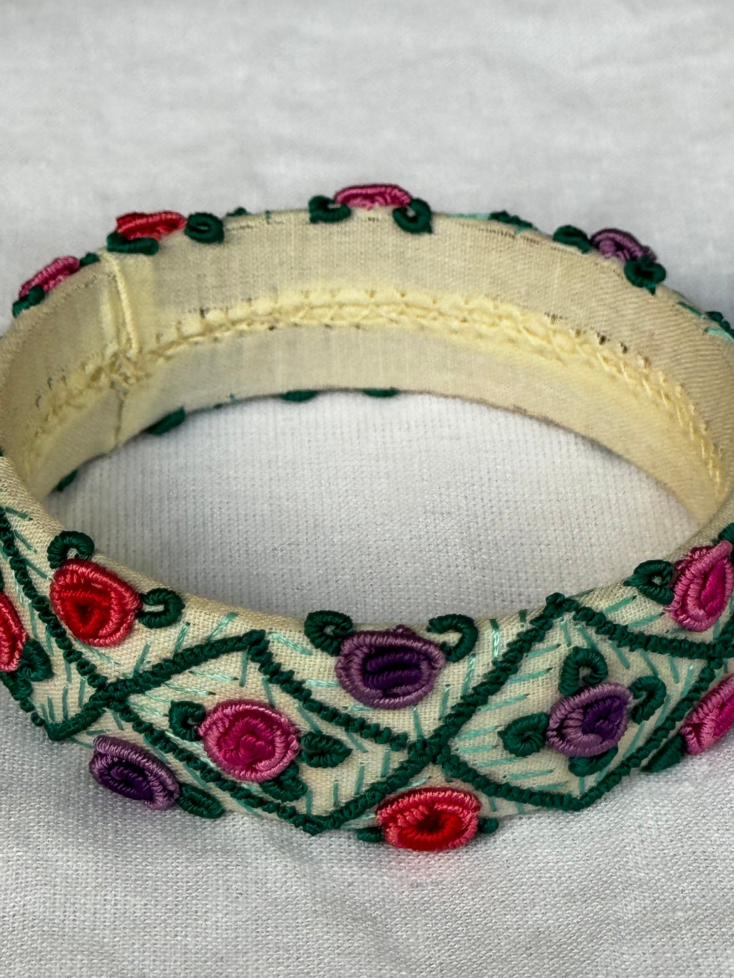 Cream french knot floral hand embroidered bangle - single