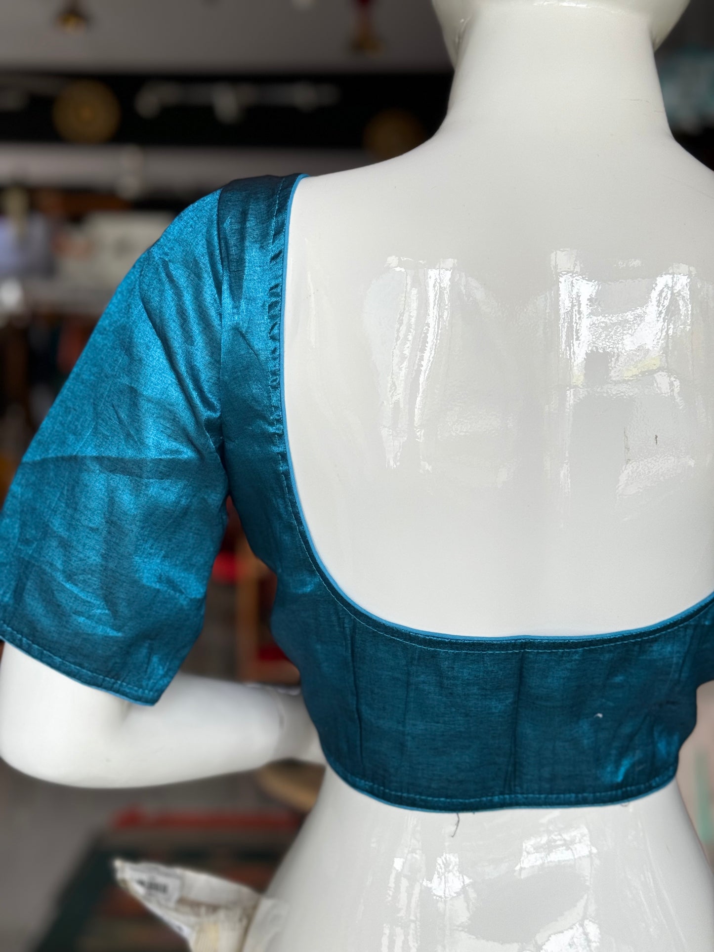 Cotton tissue blouse with sleeves, lining and pads- multiple colors