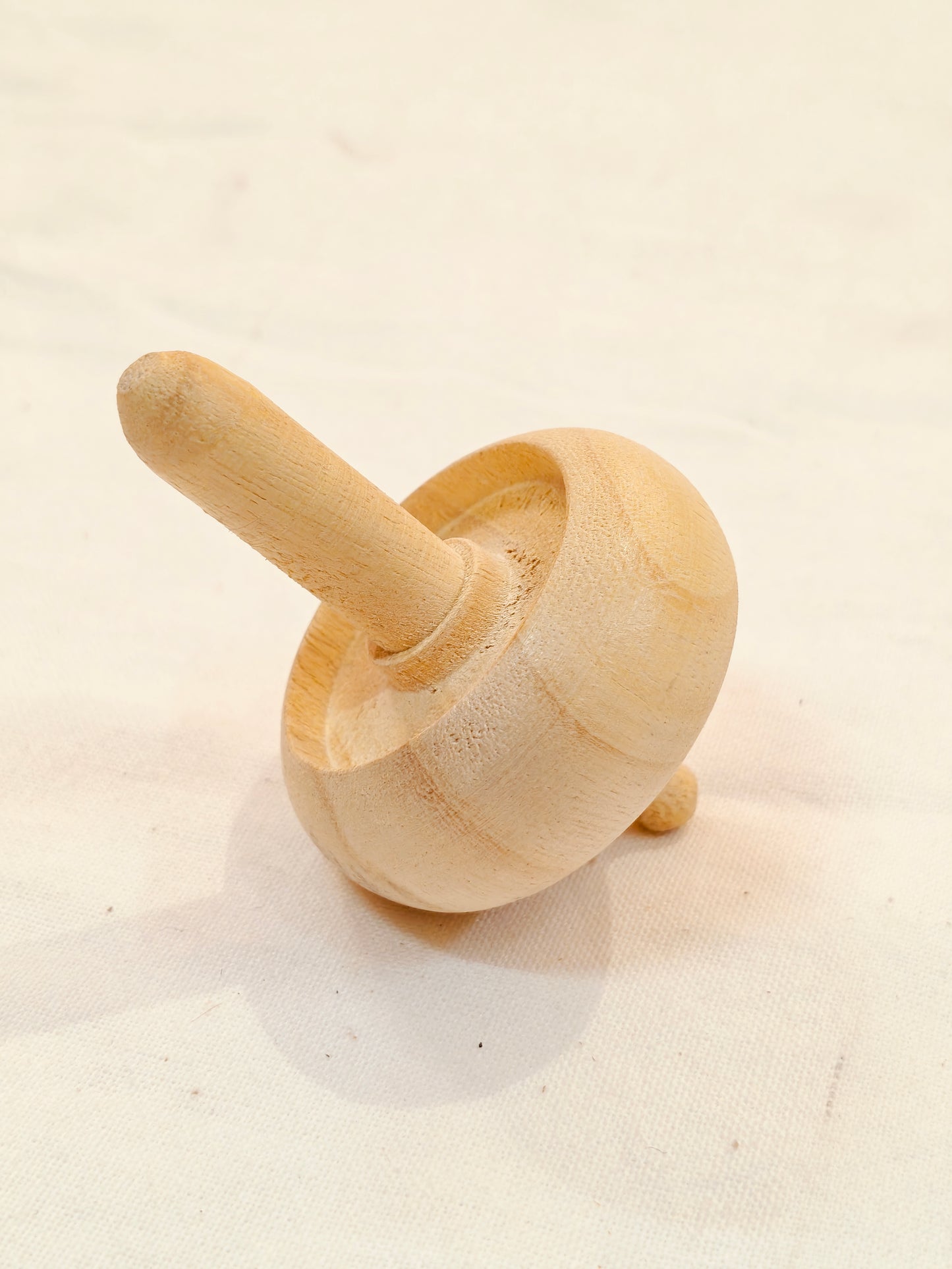 Natural wooden handmade spin top / bongaram