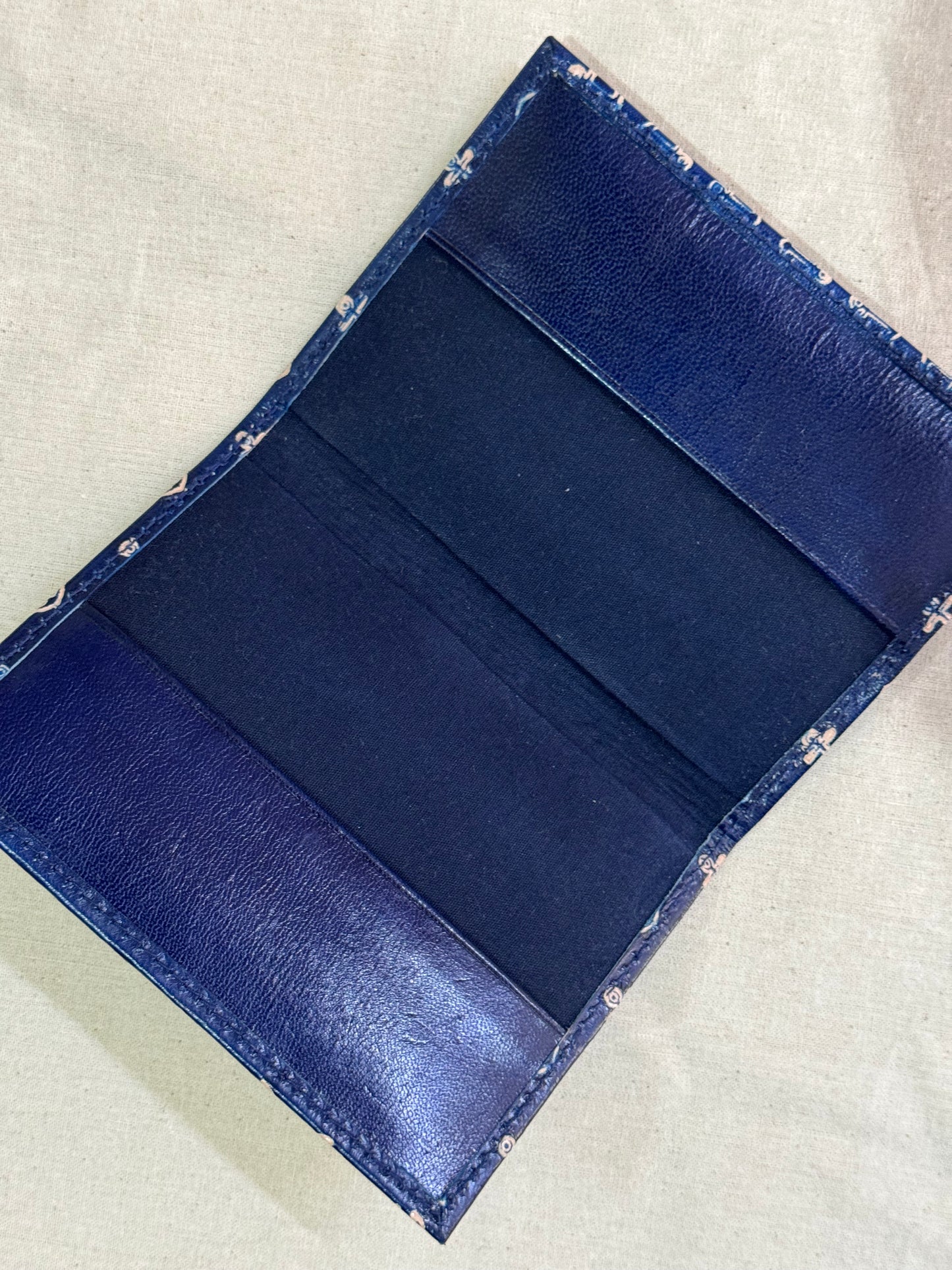 Passport covers in handcrafted Leather