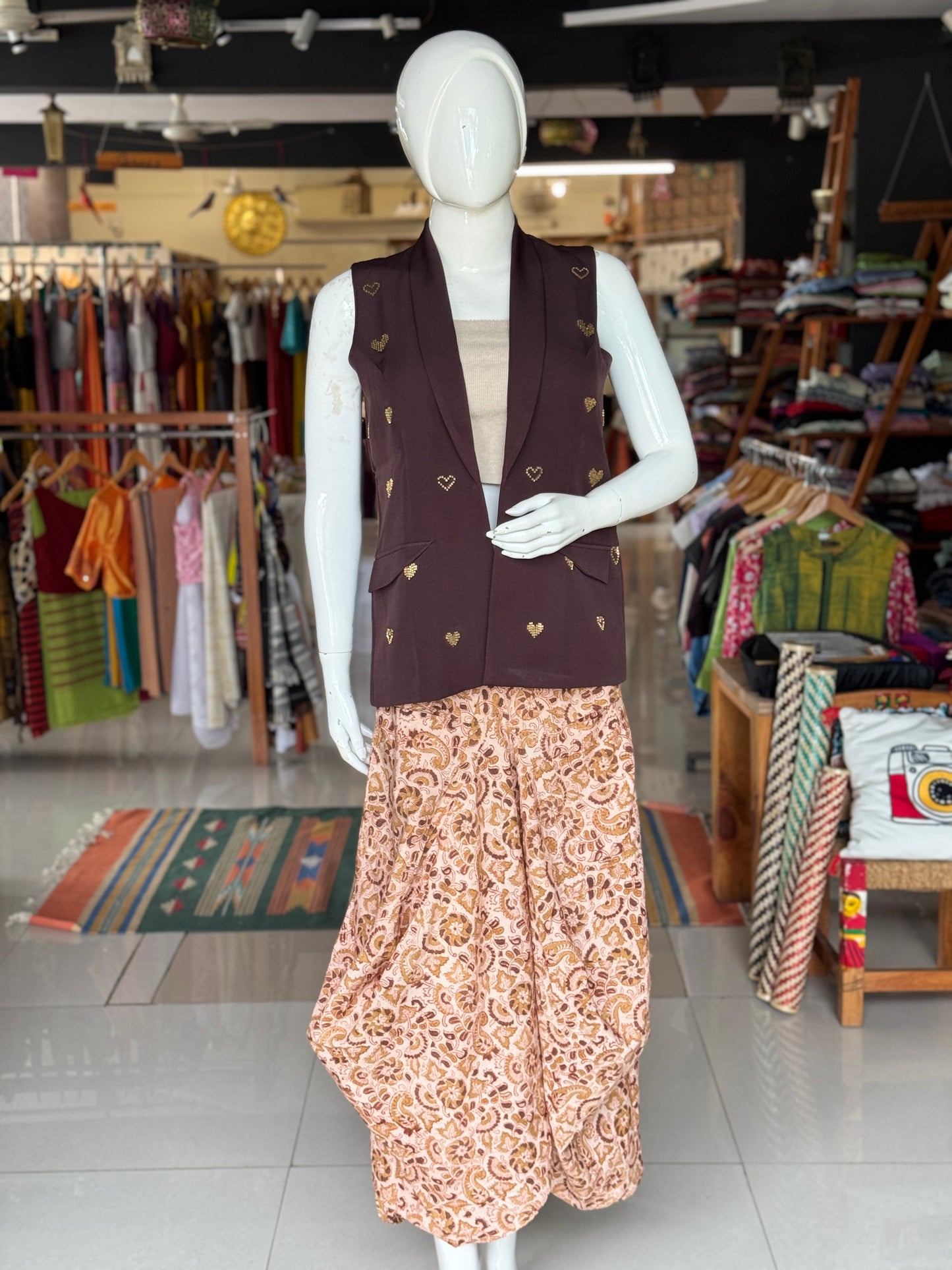 Olive green on cream Kalamkari hand block printed cotton designer skirt - with pockets