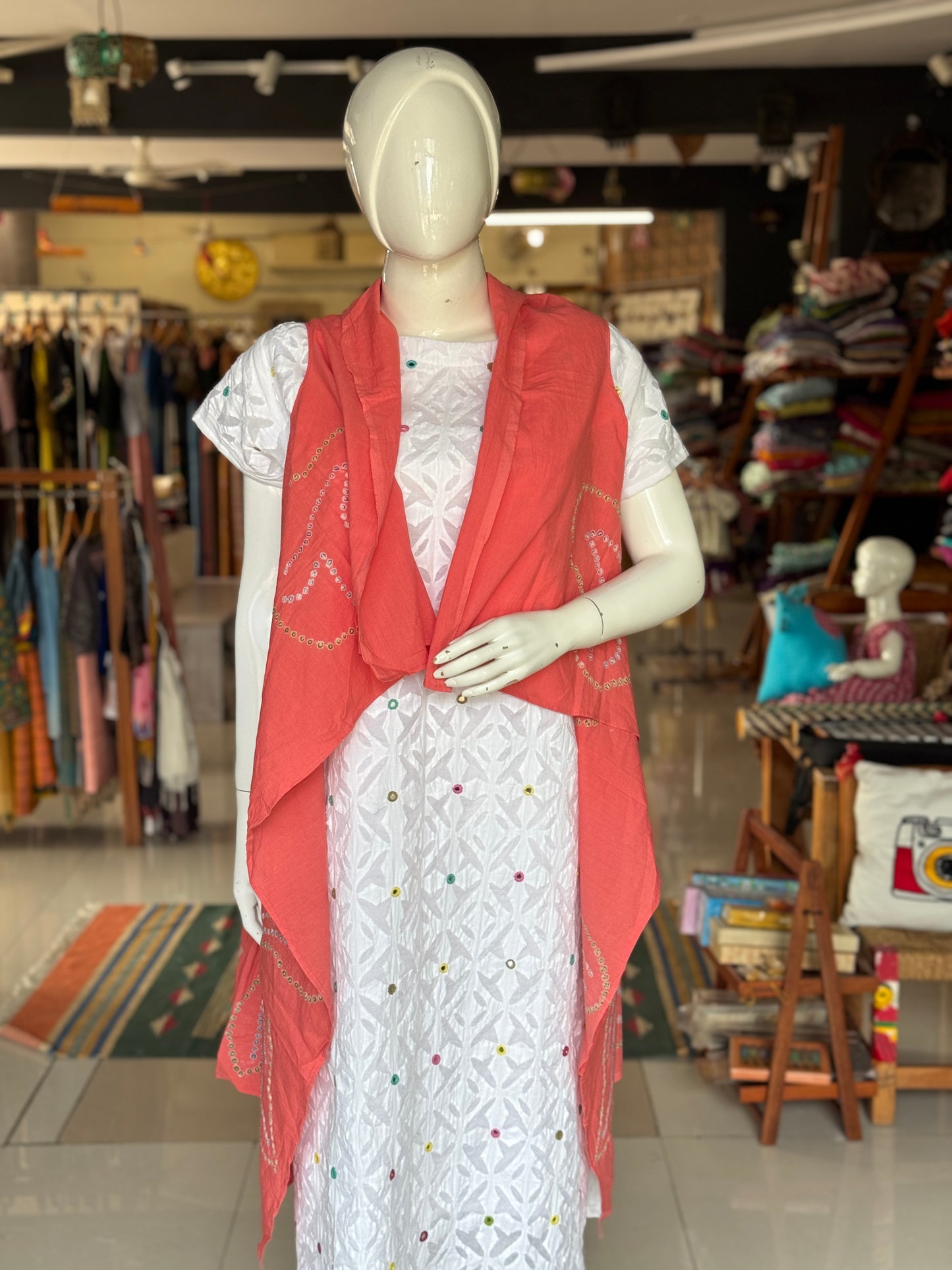 Bandini tie n dye hand crafted mul cotton shrug - colors and designs available