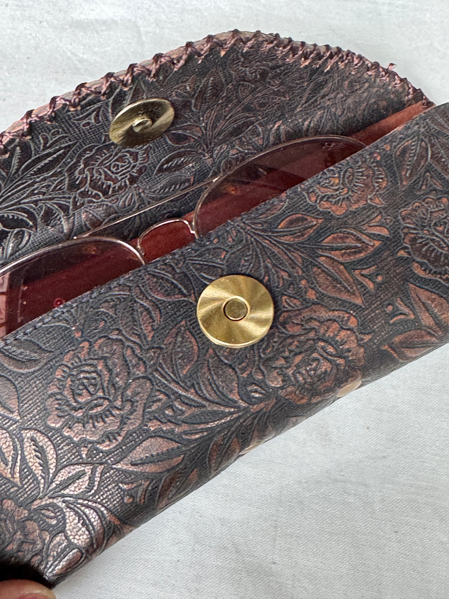 Leather handcrafted goggles / spectacles case - color options available
