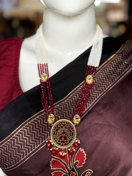 Red and gold Thewa neckpiece and earrings set