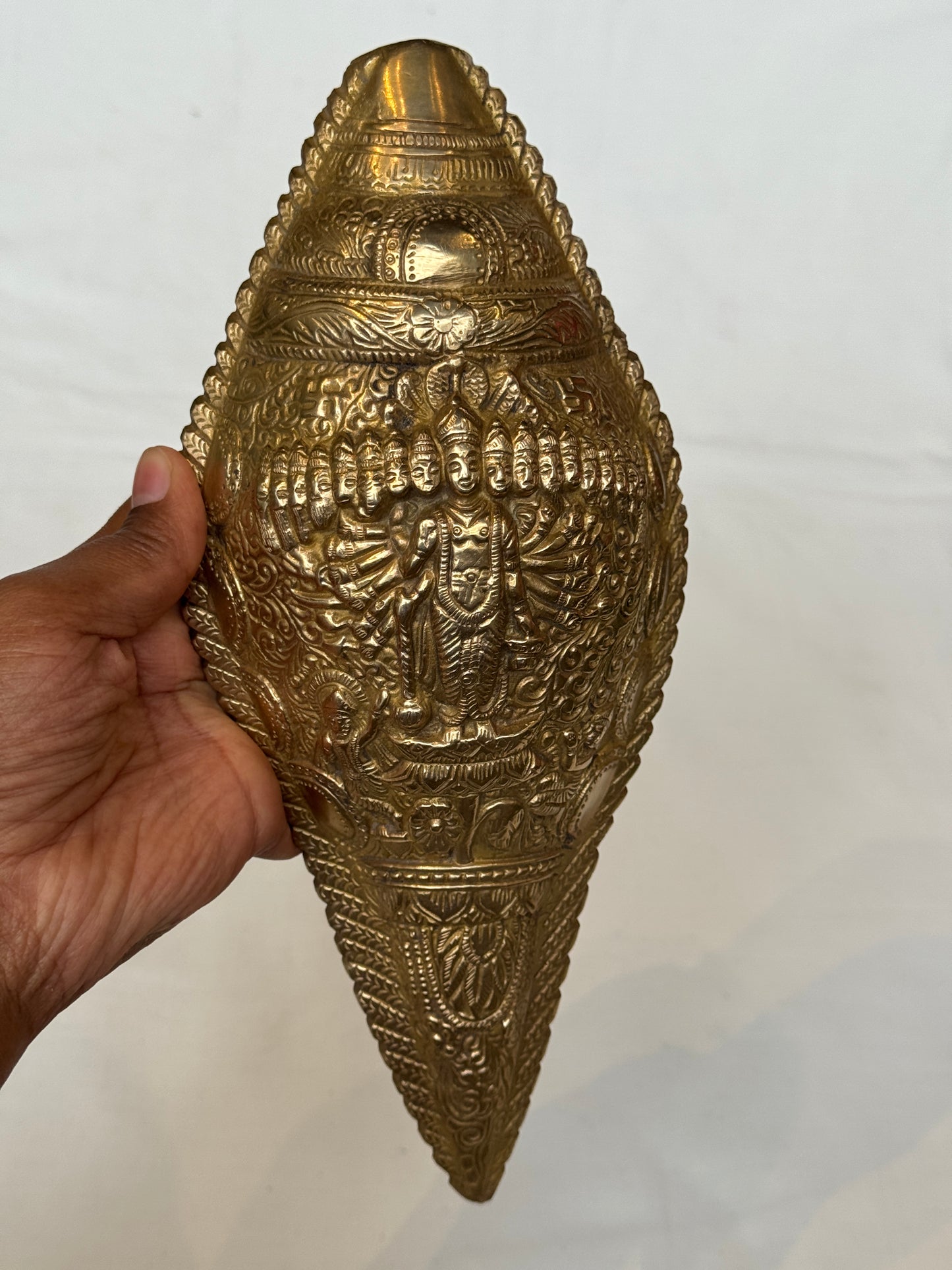Vishwaroopam - Vishnu ji on brass shell shaped vintage wall plate