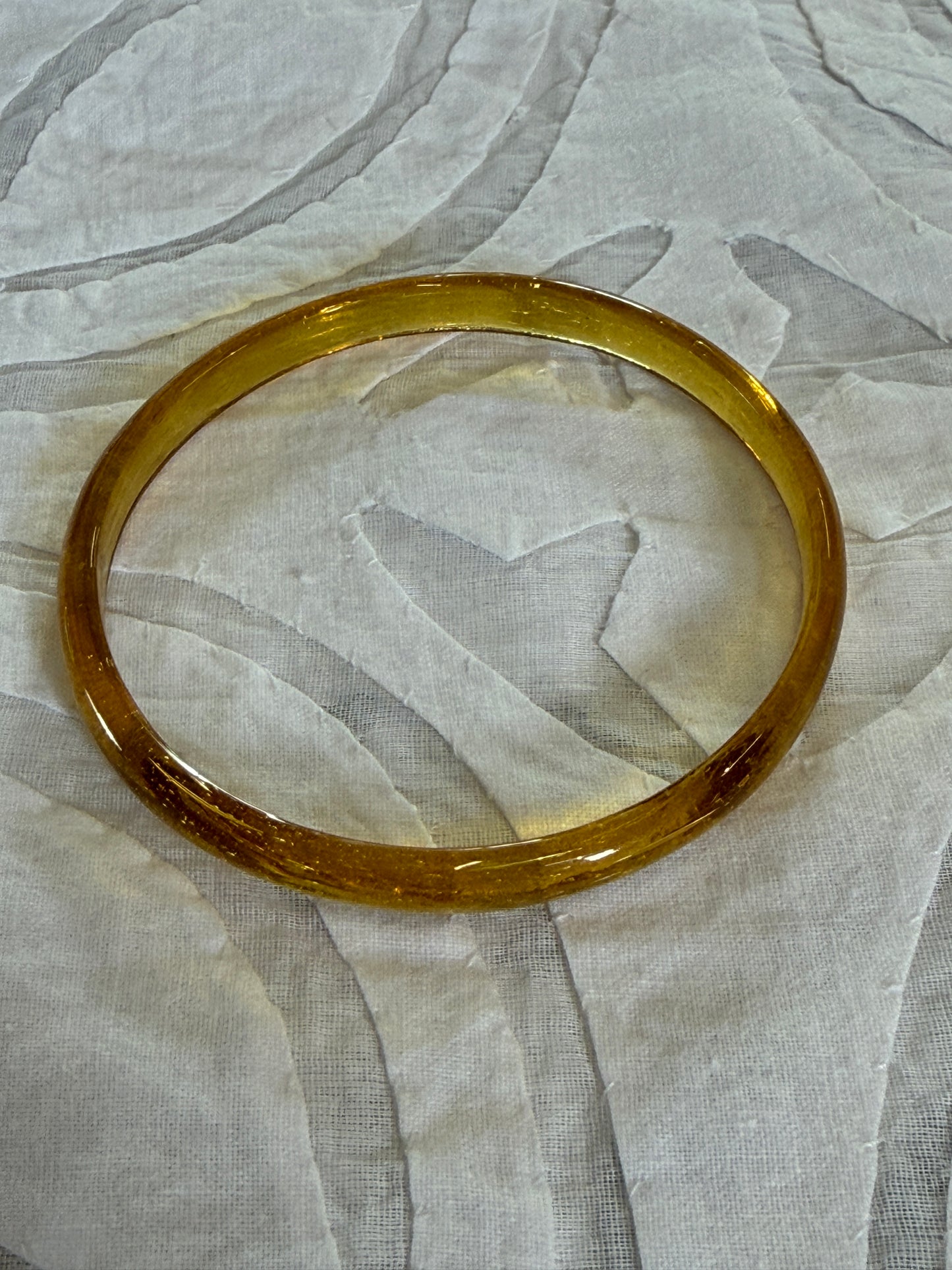 Plain glass handcrafted bangle - single