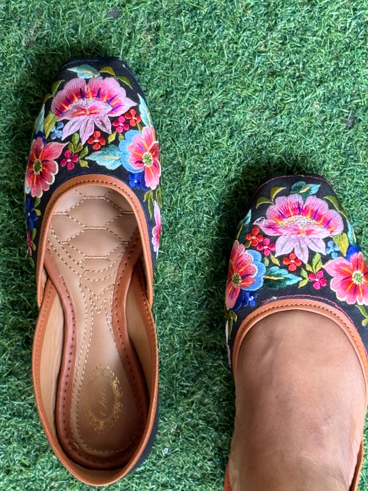 Embroidered juttis  - slay in style