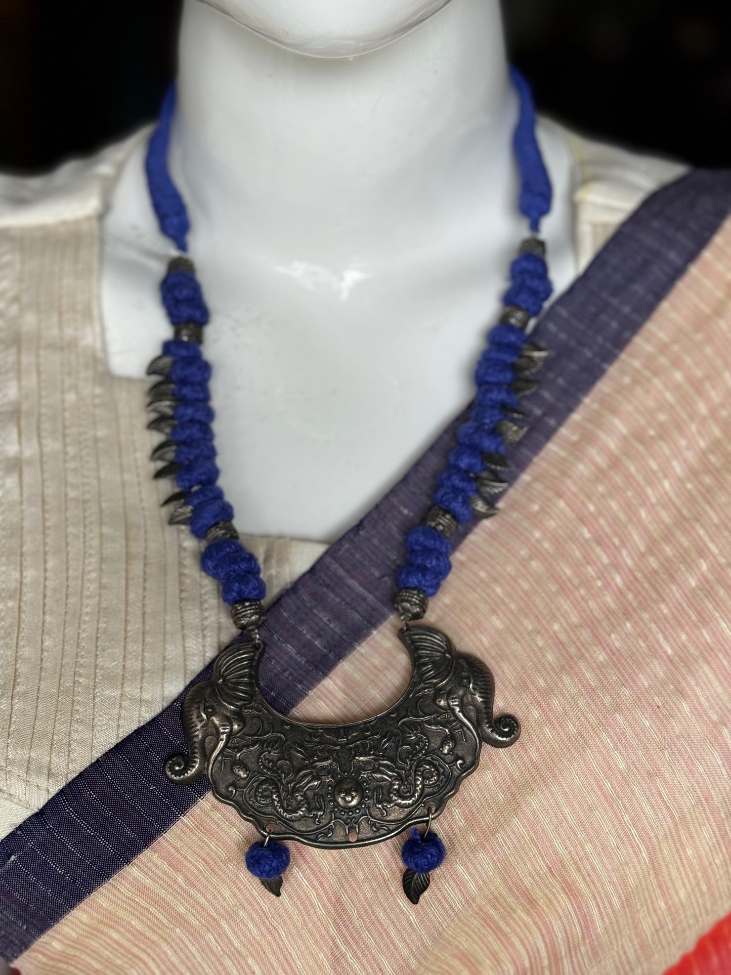 Double elephant head with blue thread and leaves drops oxidised neckpiece