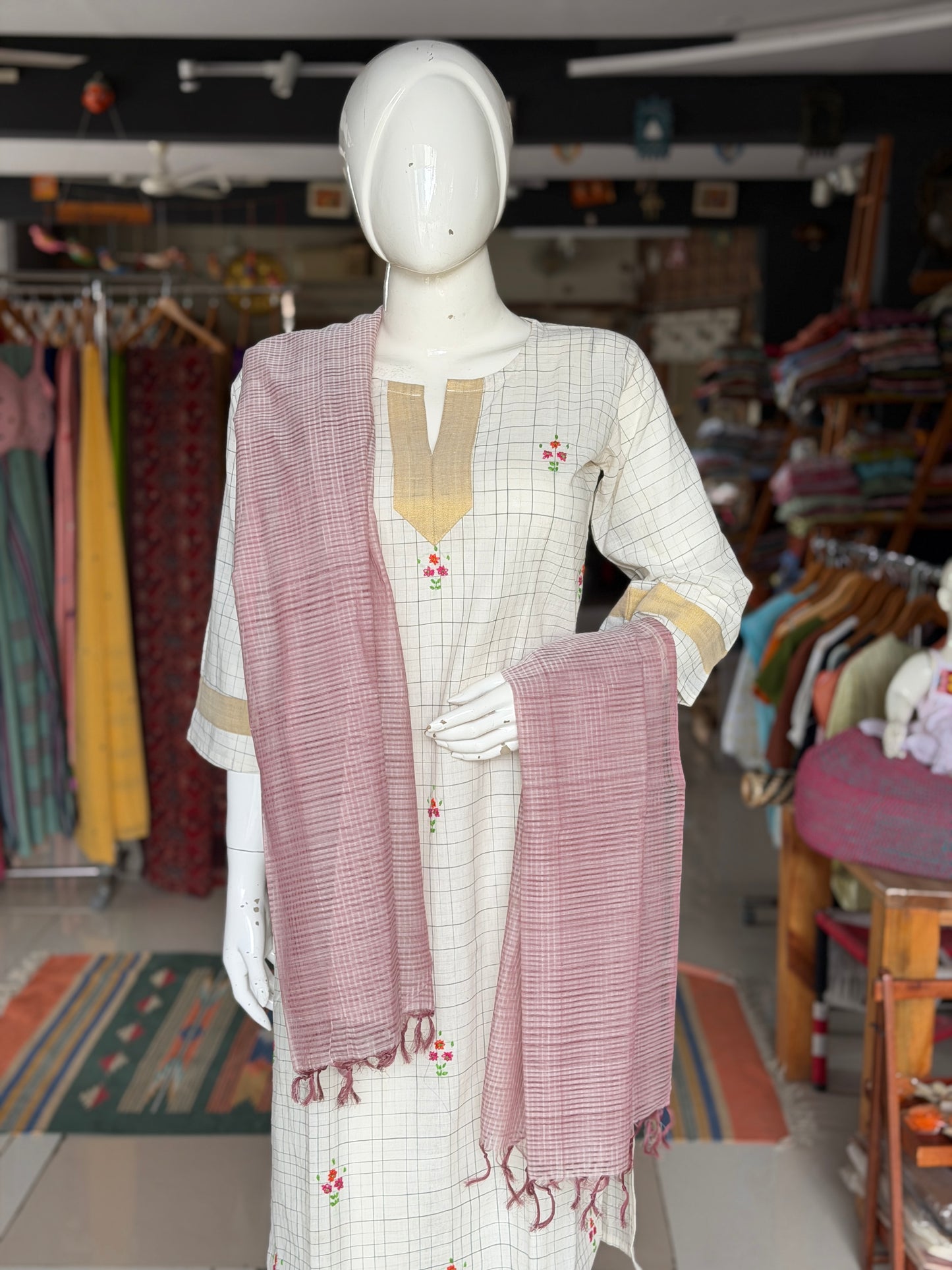 Mangalagiri cotton handloom dupatta in missing checks weave - click to see color options