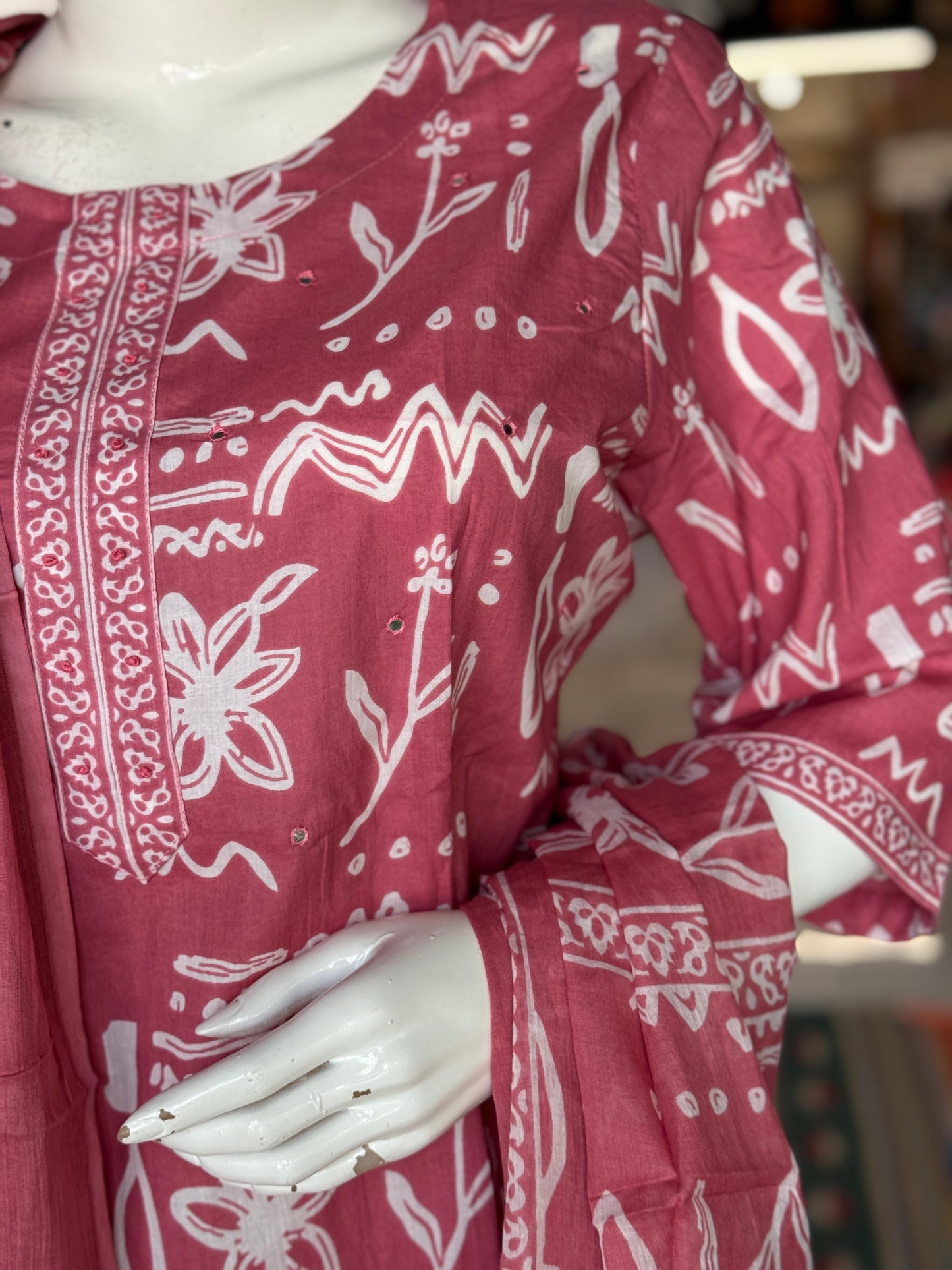 Onion pink plus size cotton embroidered straight kurti, pants and dupatta - 3 piece suit set - multiple sizes available (Copy)