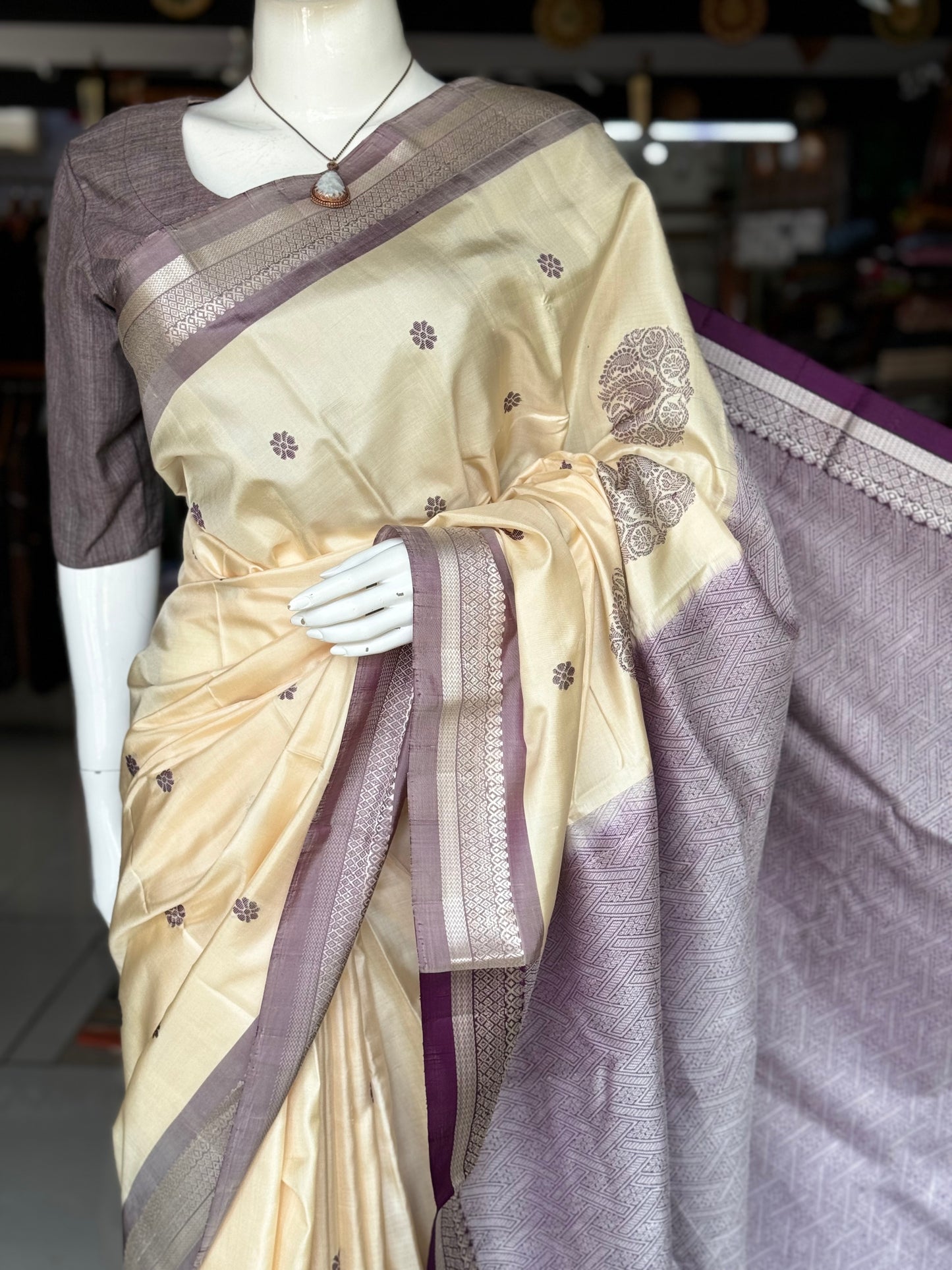 Cream pure silk Kodiyala handloom saree with all over butis and purple palla