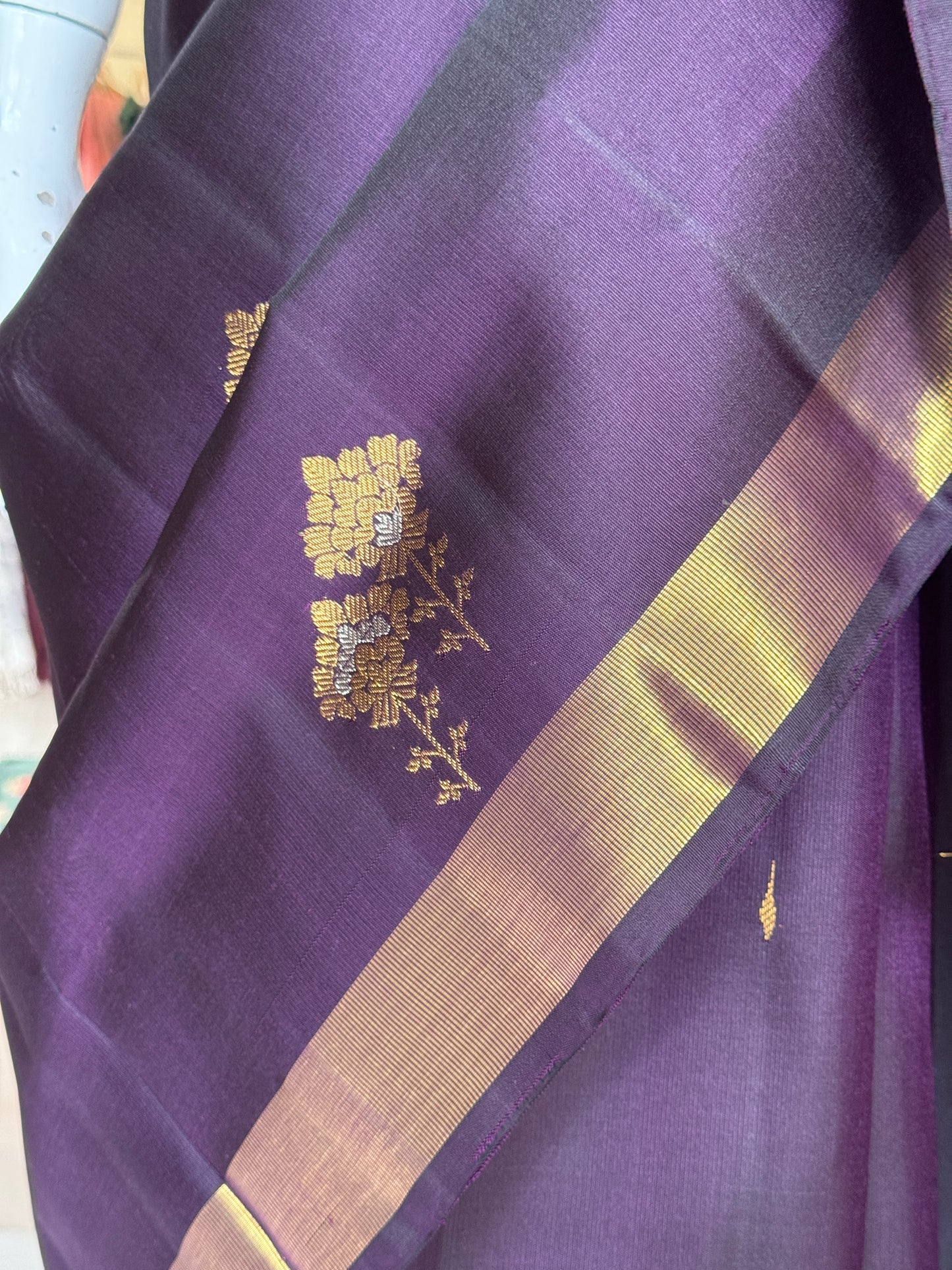 Purple gold n silver meena butis pure silk handloom Kumbakonam pattu saree