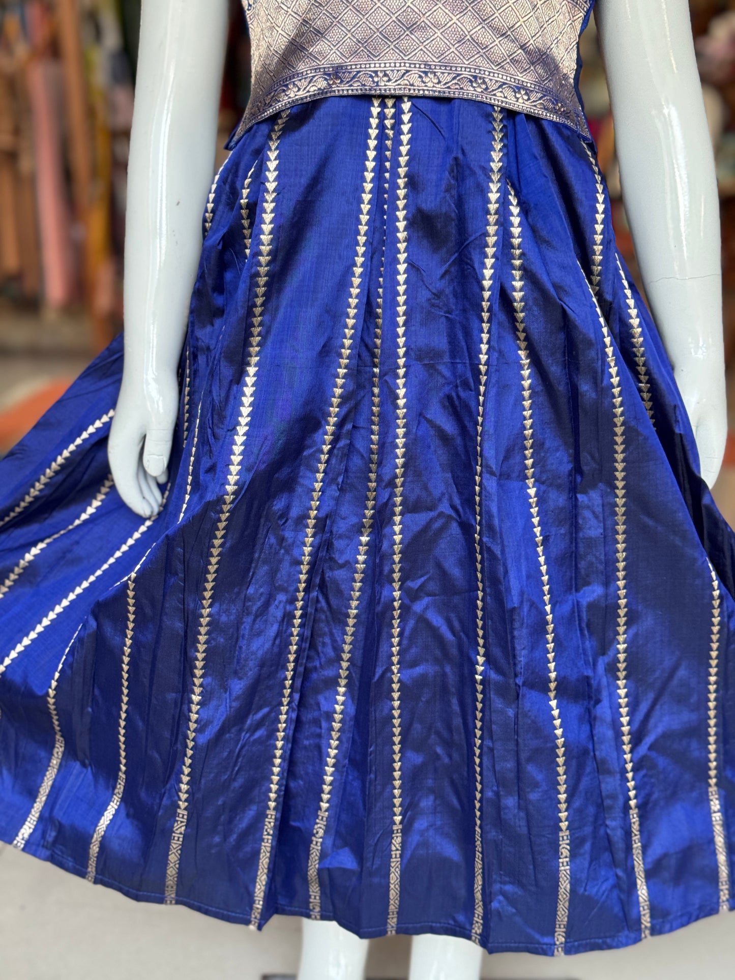 Royal blue handwoven pure silk lehenga (pattu langa jacket) blouse set