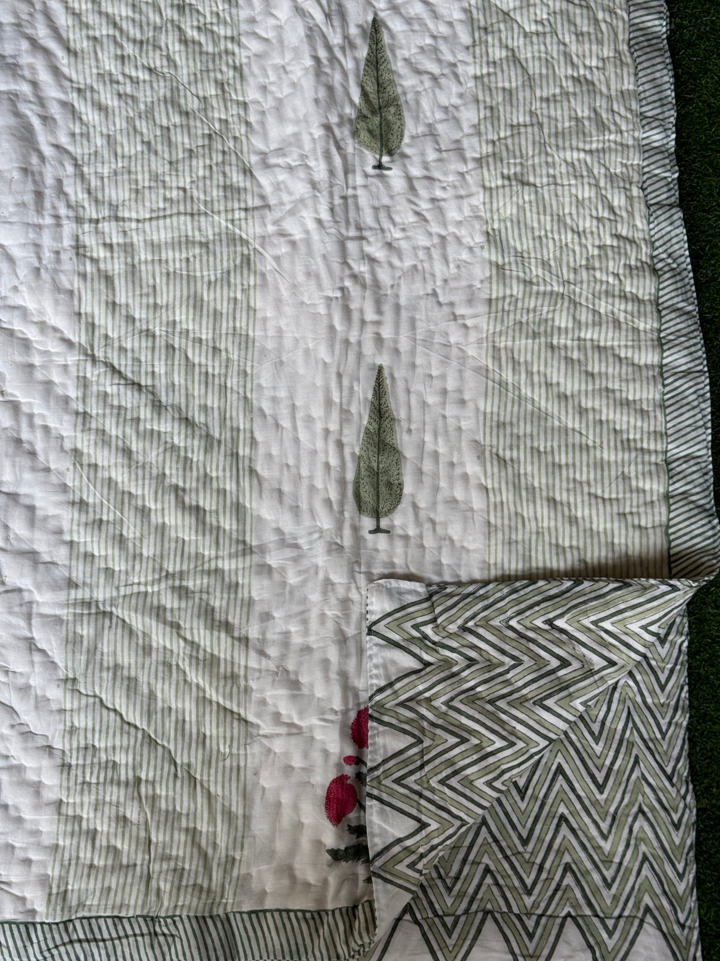 Single quilt 60 x 90 inches - Hand block printed reversible cotton quilt - multiple designs available