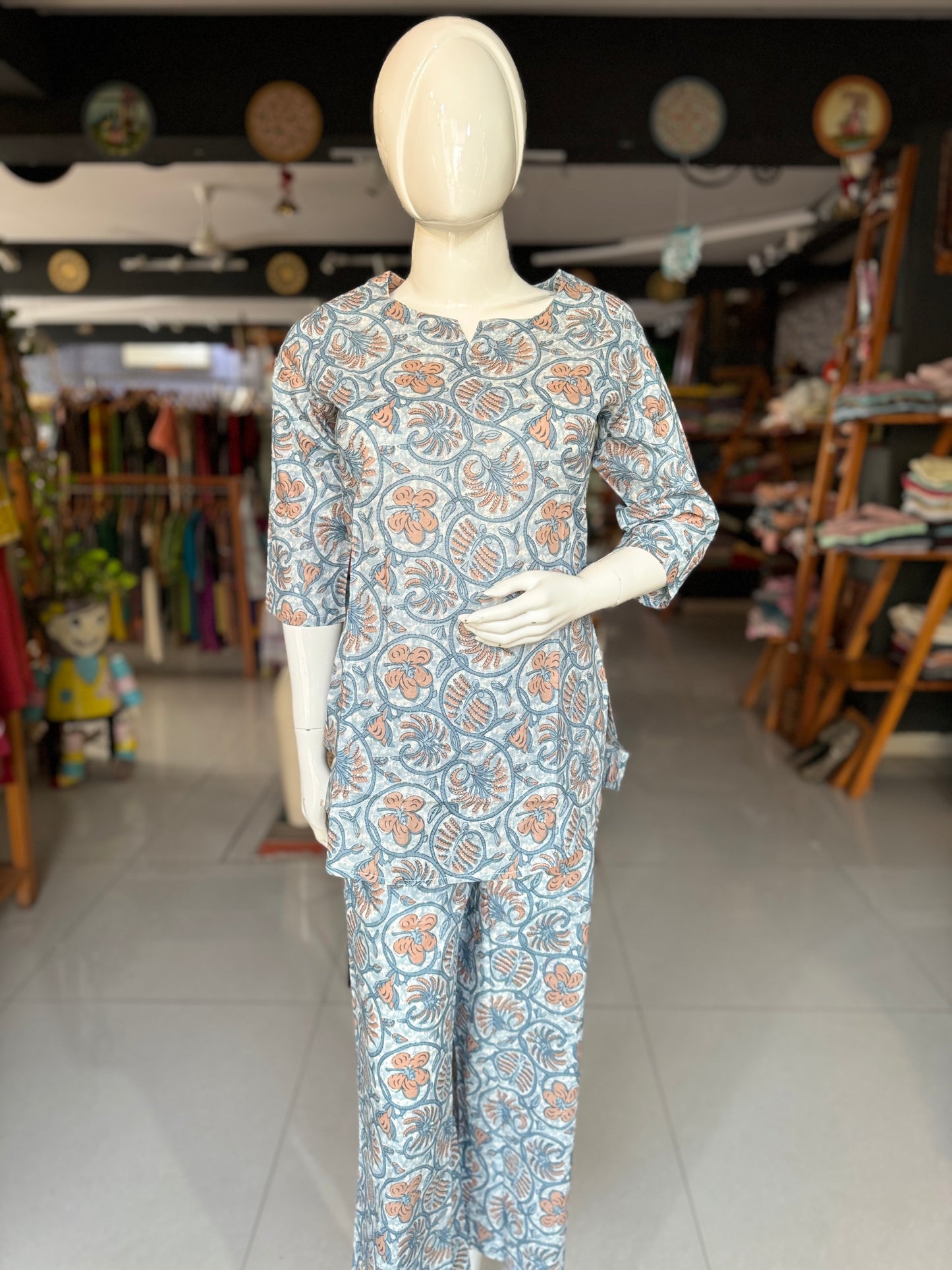 Light blue floral printed cotton lounge wear set