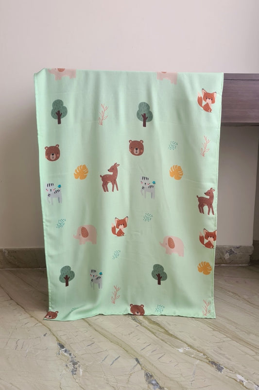 Green forest printed light weight, absorbent bamboo bath towel