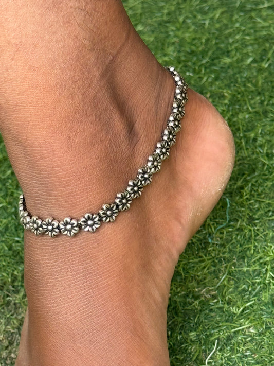 Brass handcrafted floral beads anklet - single