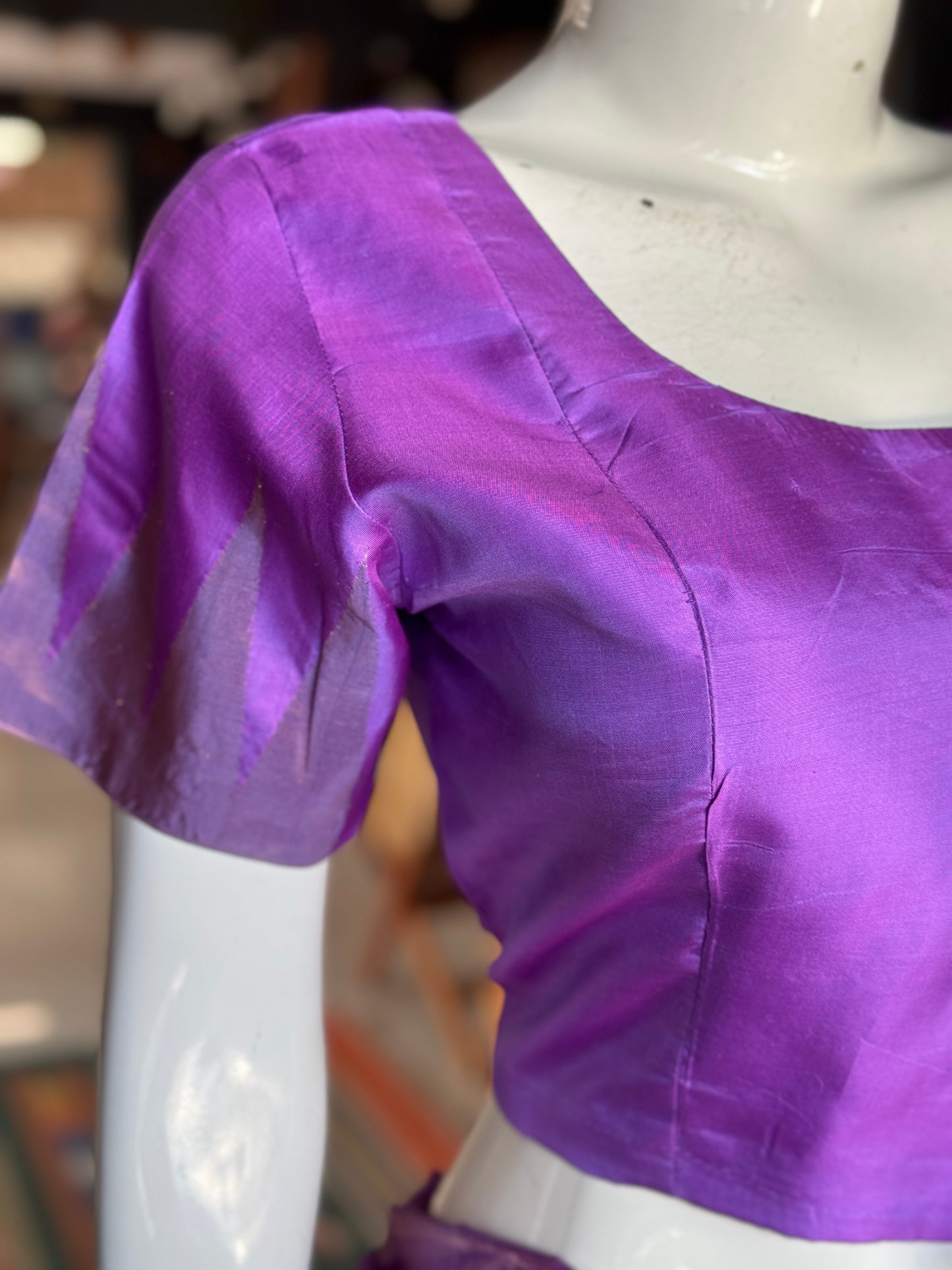 Lavender pure silk handwoven Gadwal blouse with zari kuttu temple border for sleeves - back open