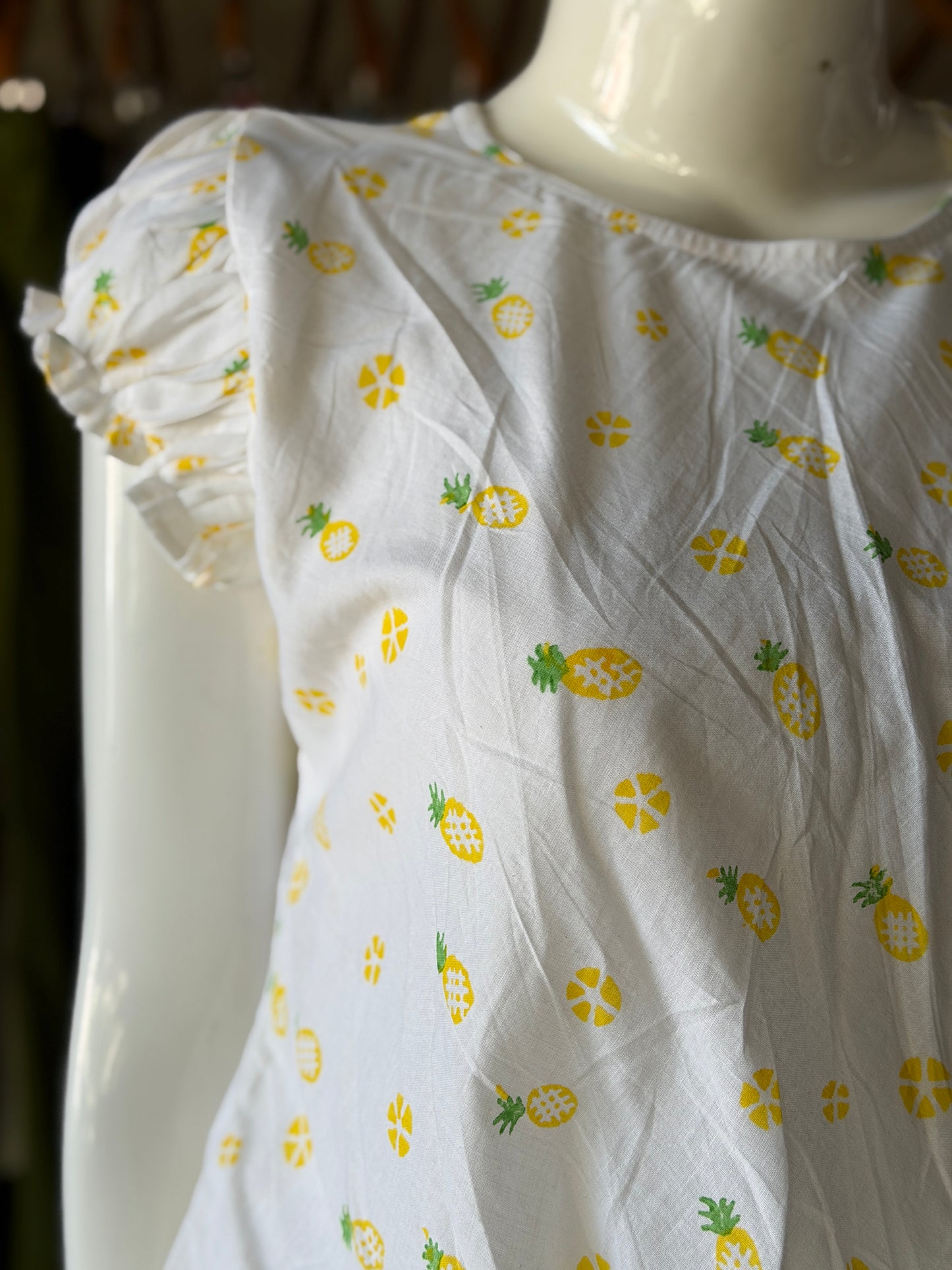 White pineapple design handblock printed balloon cotton top