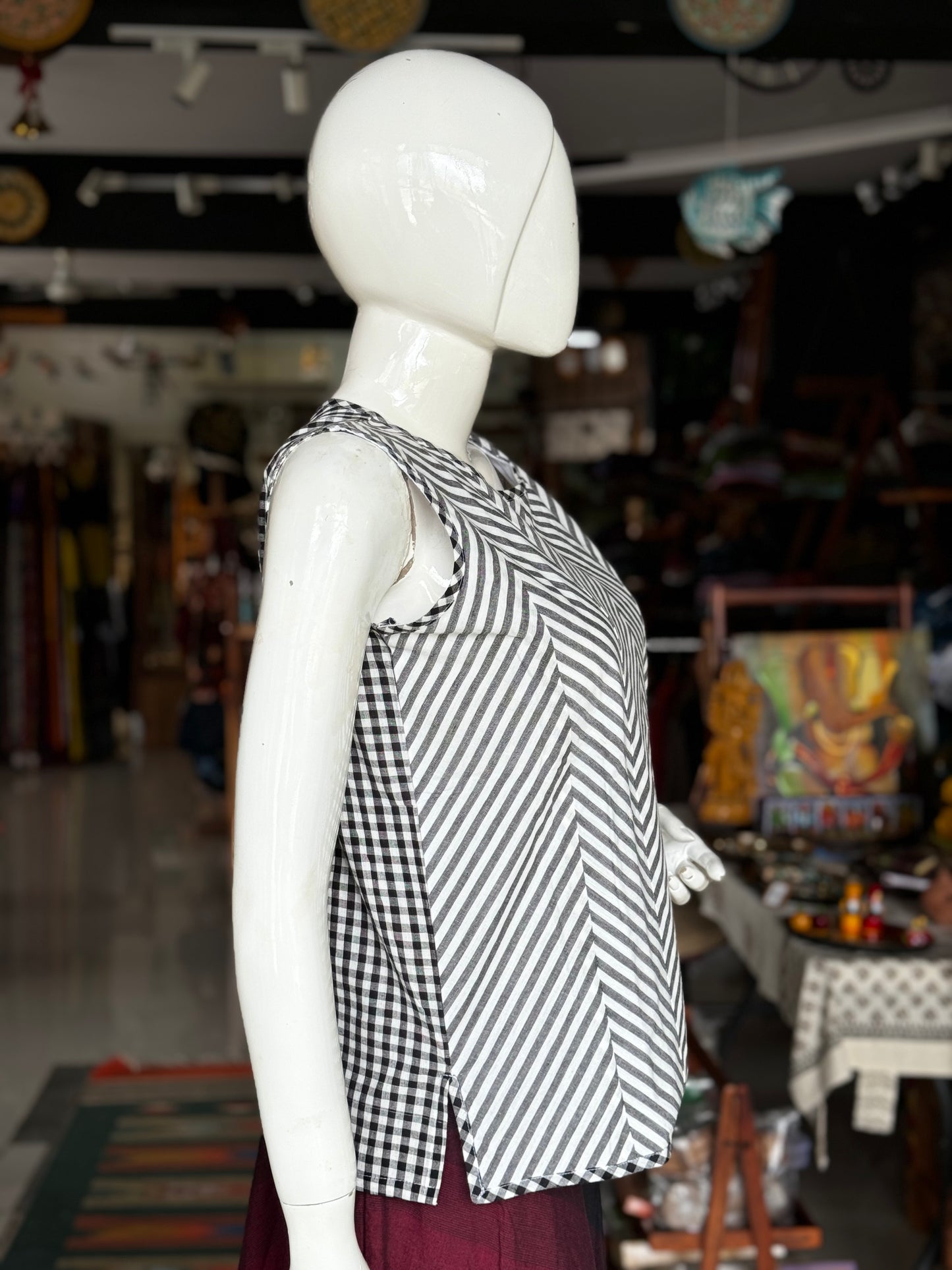 White and black cotton sleeveless top with stripes and checks pattern