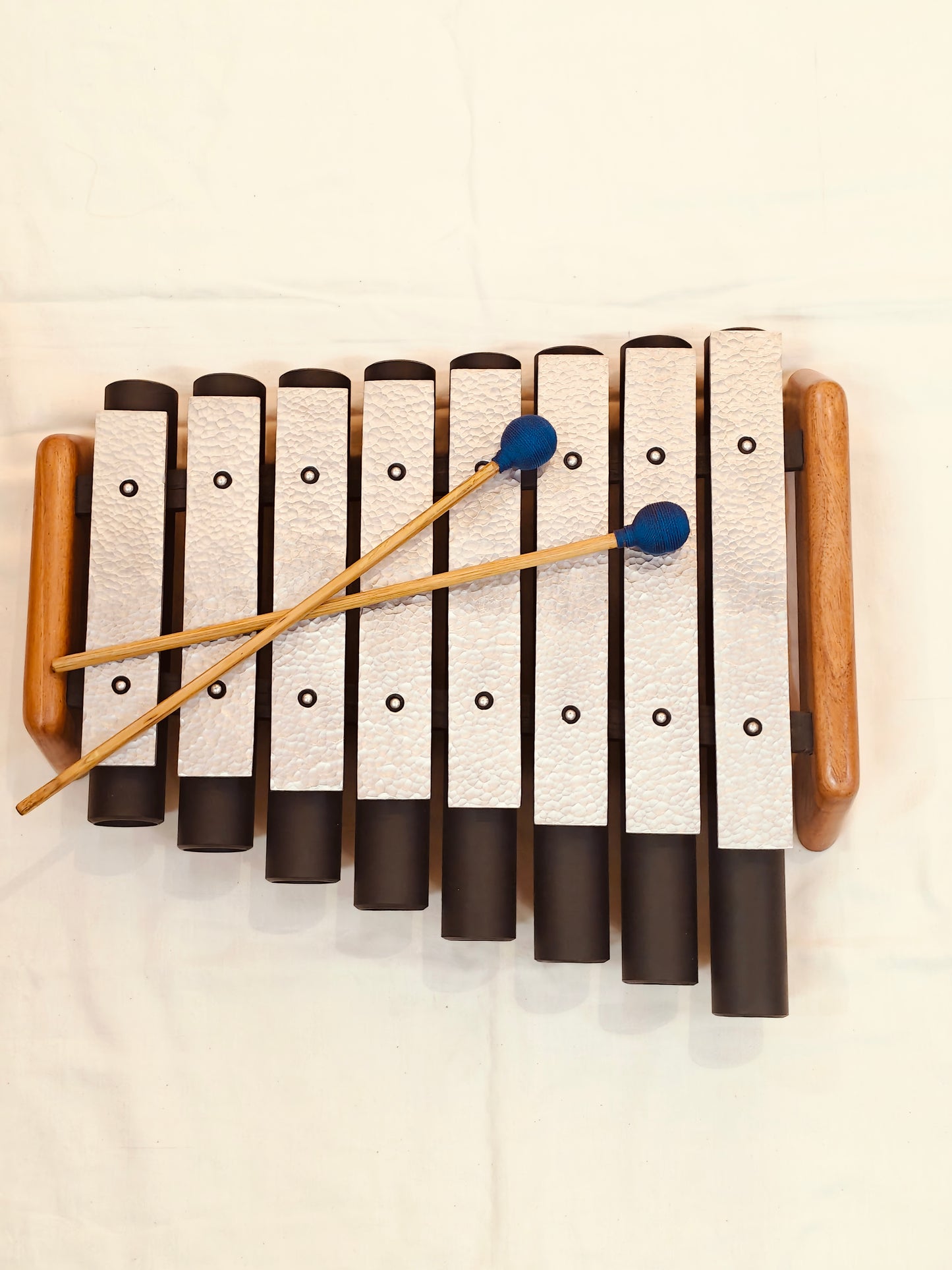 Metalophone - swaratarang music instrument with 8 bars