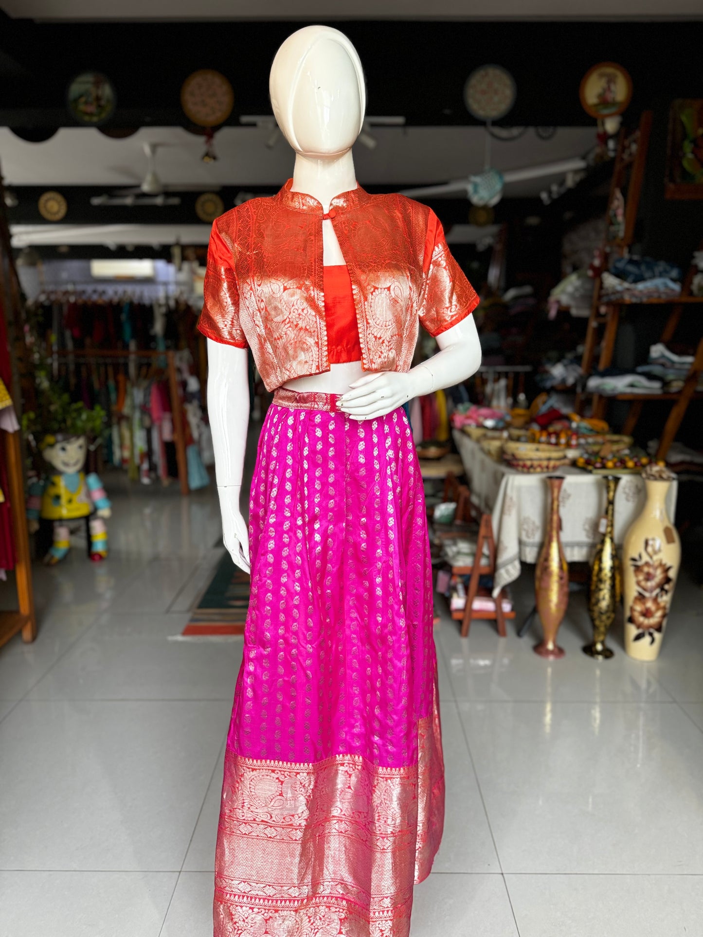 Pink hand woven Venkatagiri pattu silk free sized skirt lehenga