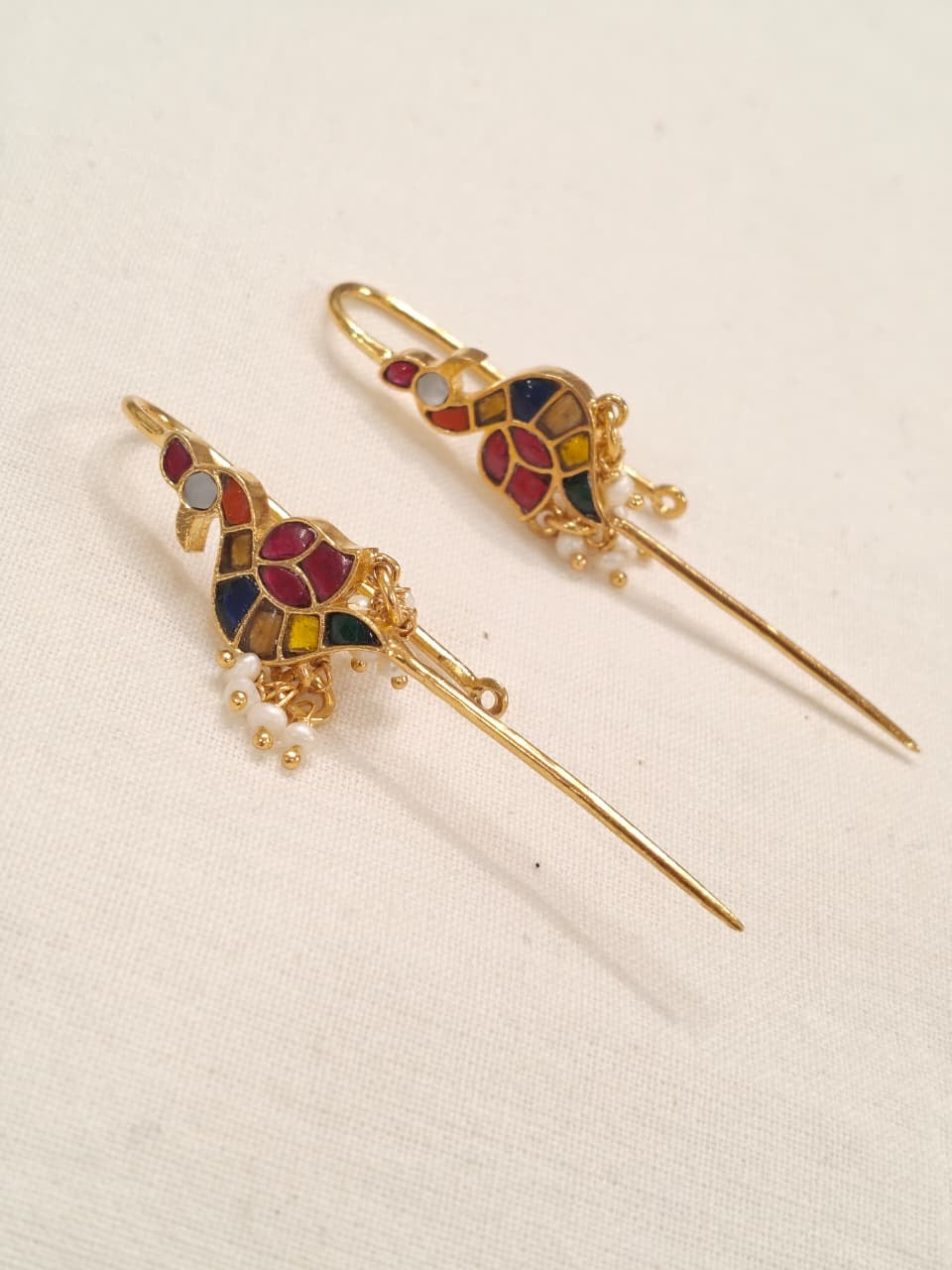 Birds silver ear bugidis / clip on - click to see color options
