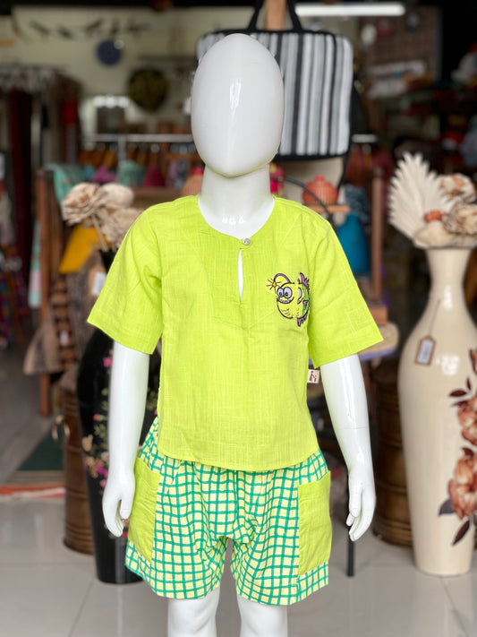 Green handloom cotton shirt with shorts for boys with handcrafted fish Appliq patch