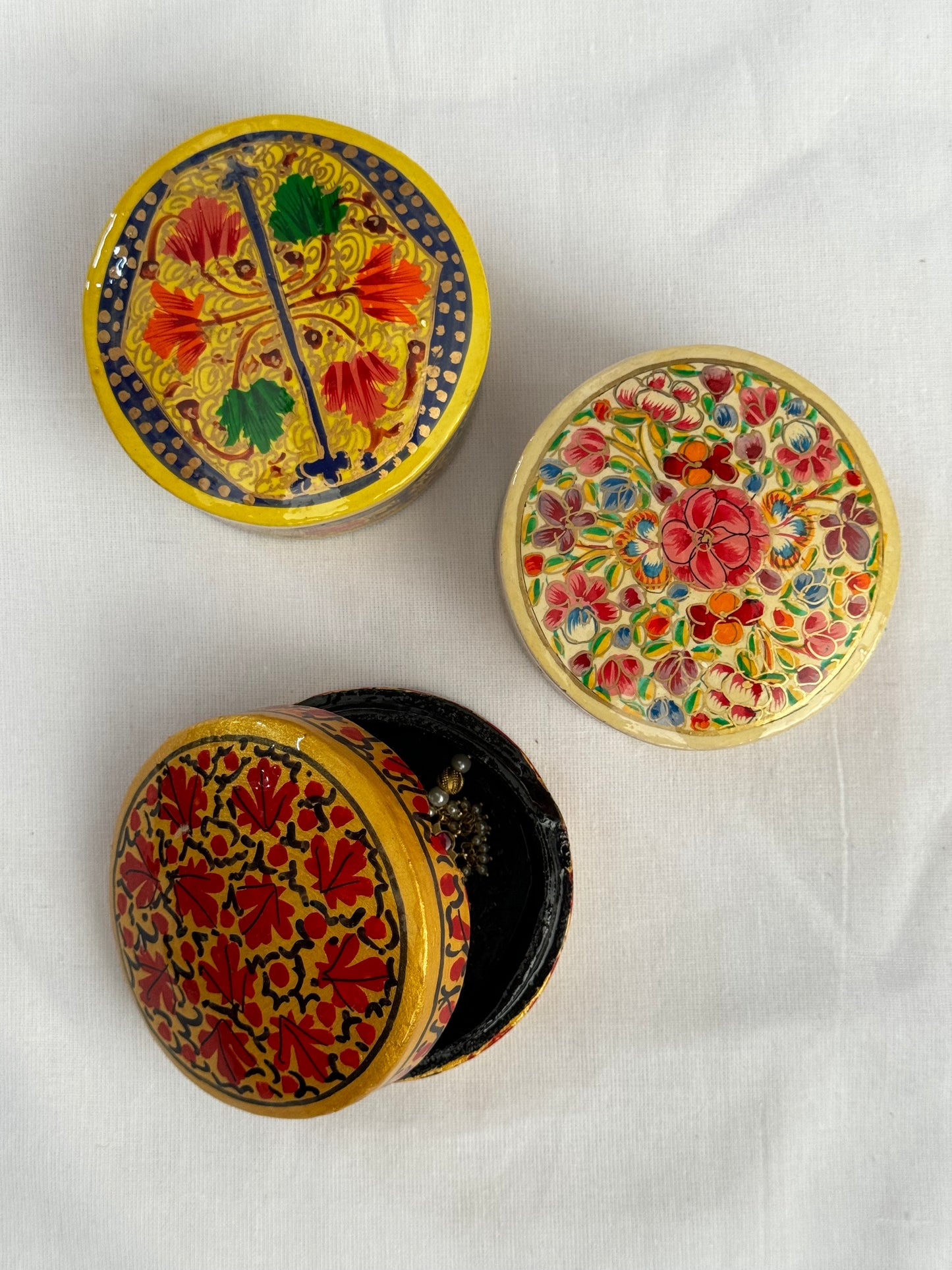 Kashmiri Papier mache 3 inch hand painted box