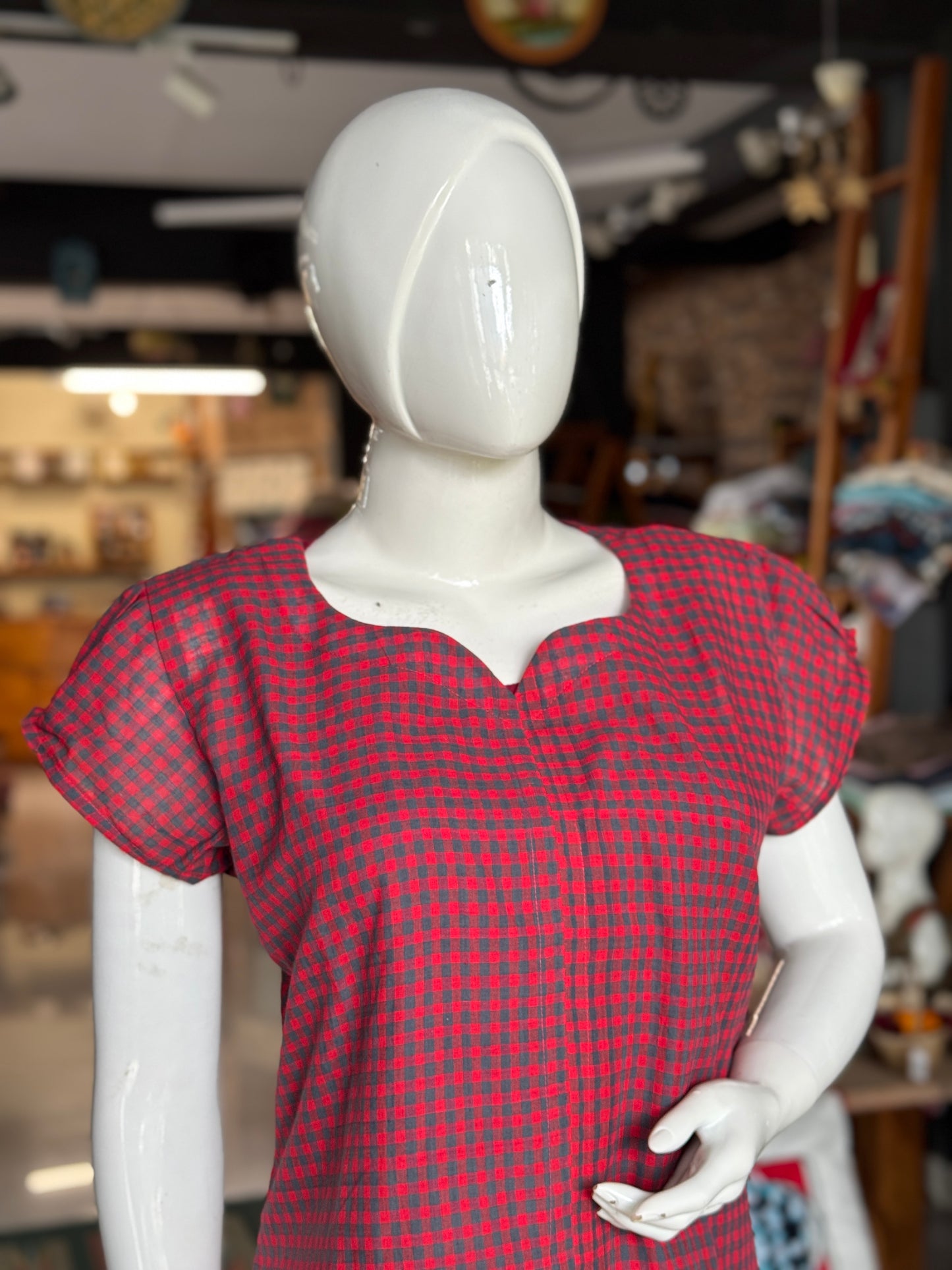 Red and blue checks cotton handloom kurti