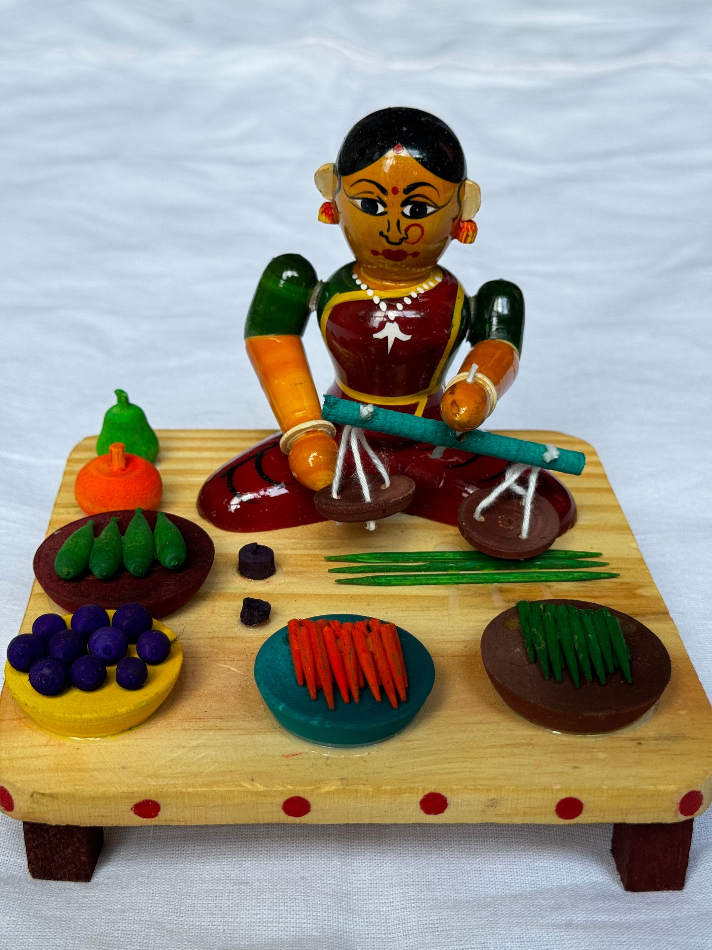 Vegetables seller - Etikoppaka Wooden handicraft decor