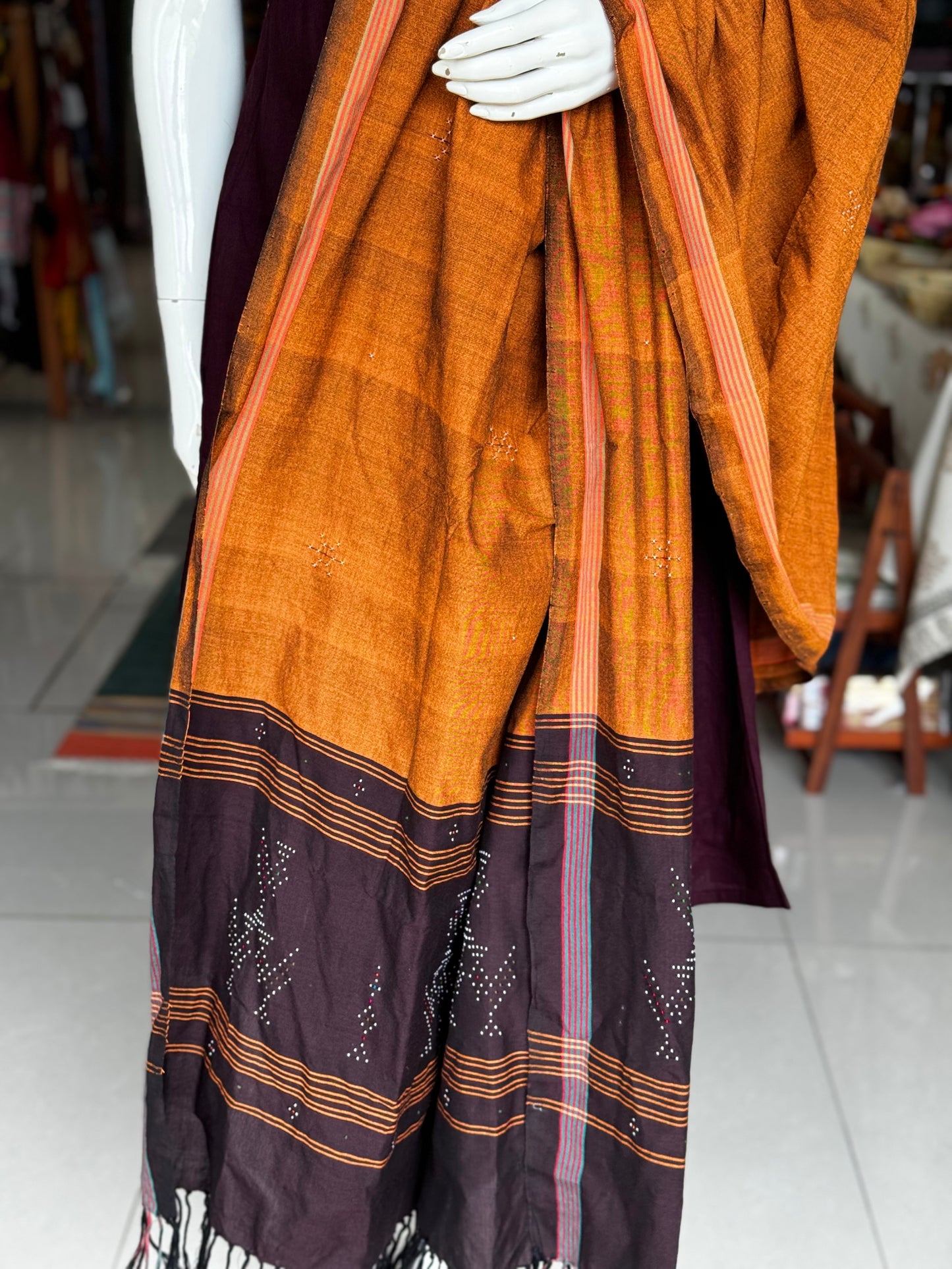 Burnt orange and aubergine cotton Tangaliya handloom dupatta