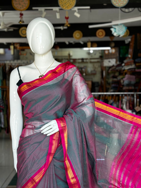 Handwoven Gadwal cotton saree with bright pink pure silk pallu and borders