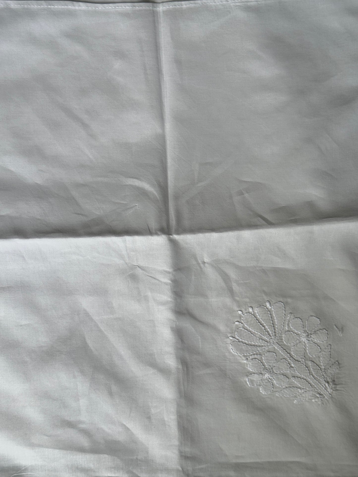 Chikankari hand embroidered cotton napkins set - 6 pieces