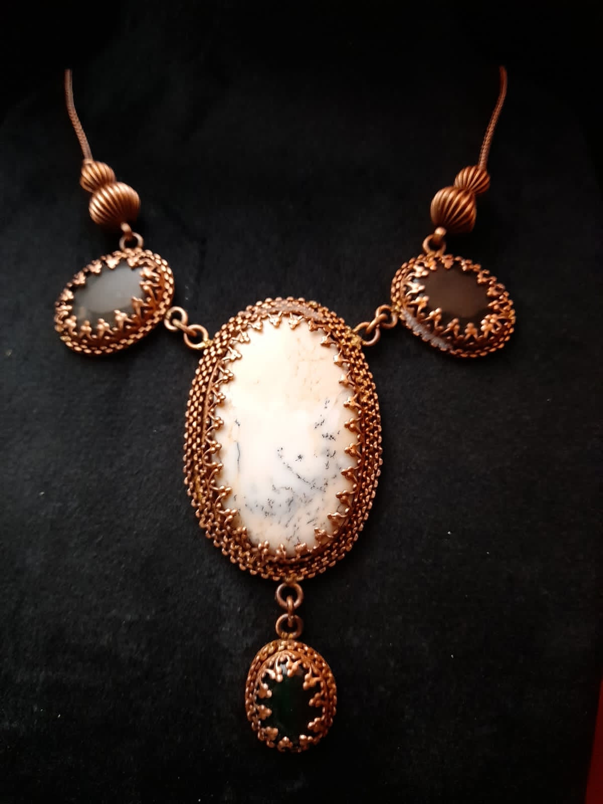 Tristone Agate copper designer necklace with earrings set