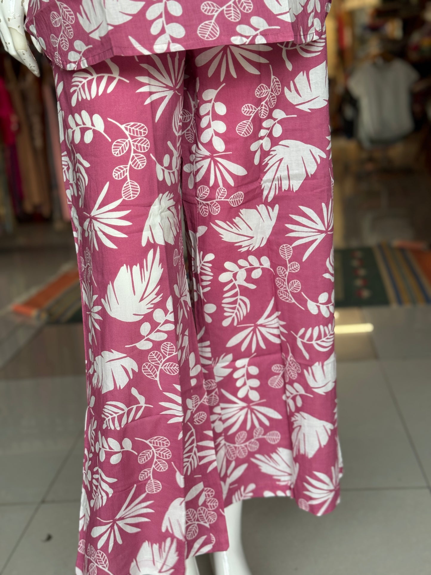 Pink floral printed cotton 2 piece lounge wear / night dress set