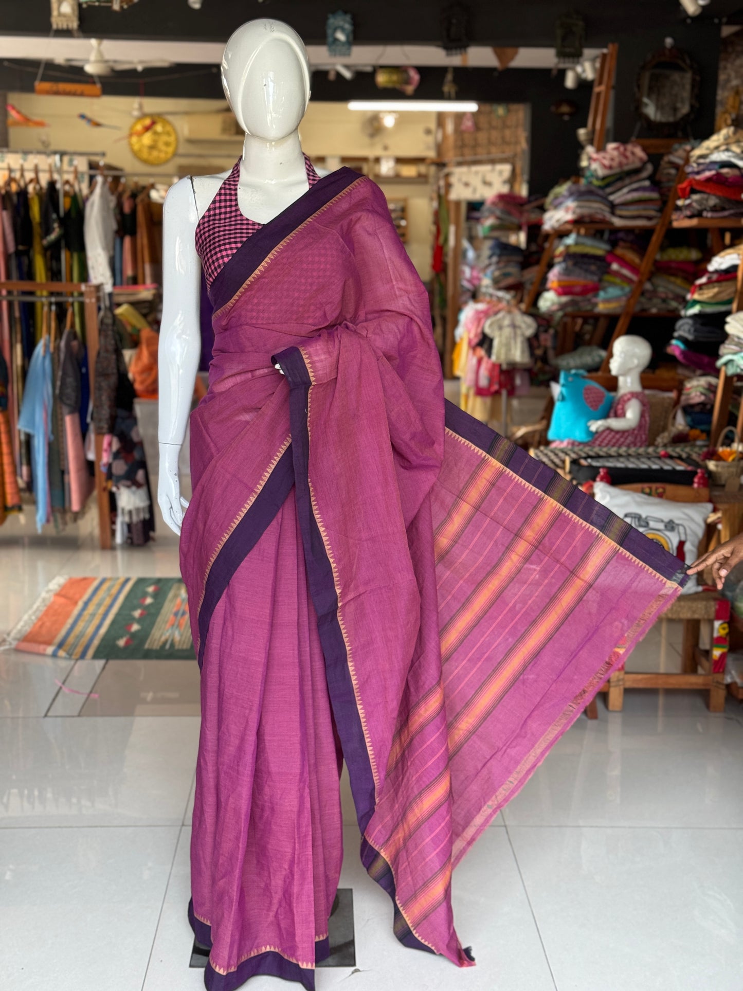 Temple border plain soft handloom cotton saree