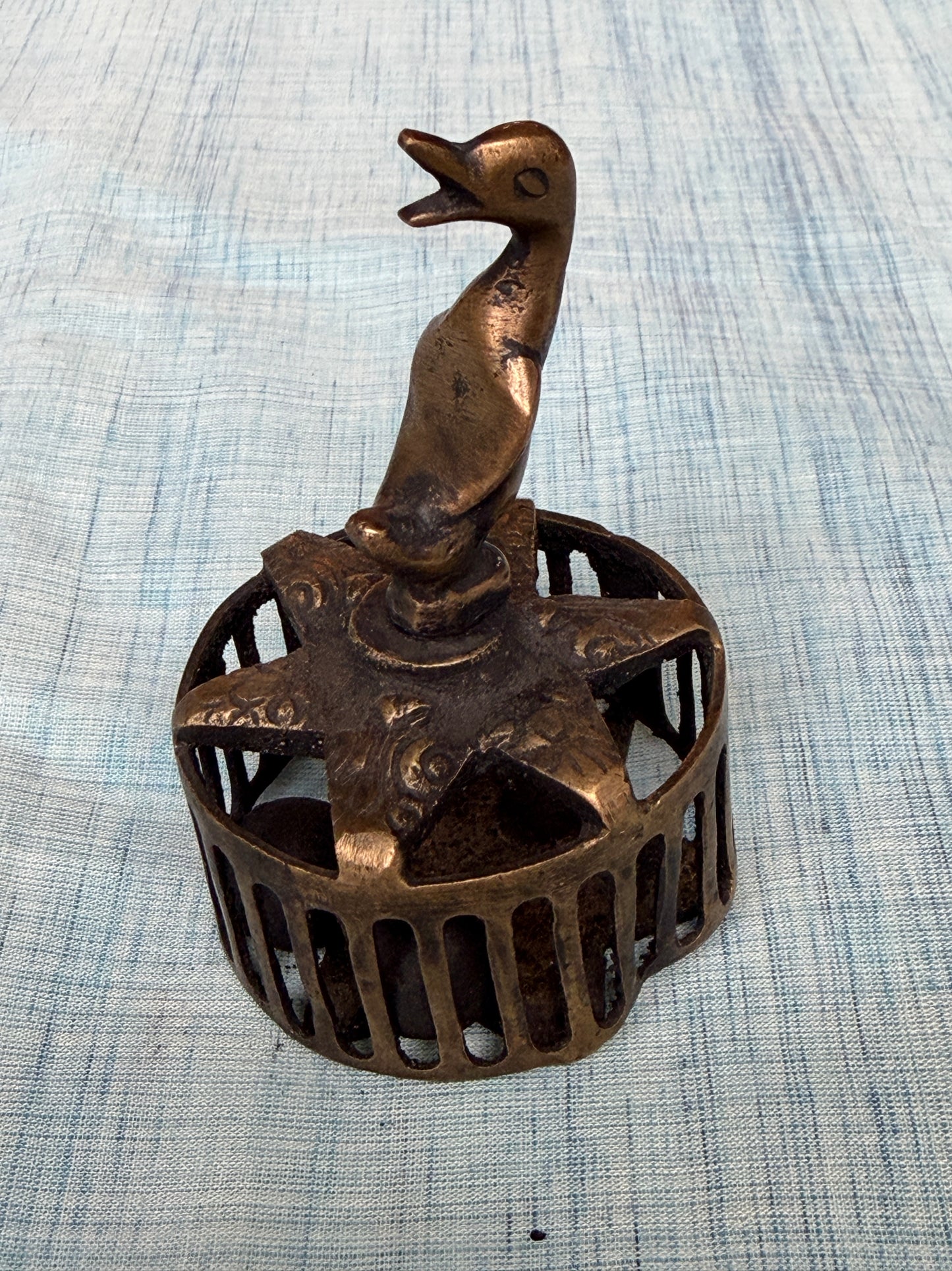 Vintage duck handle brass scrubber with bell - handcrafted traditional piece