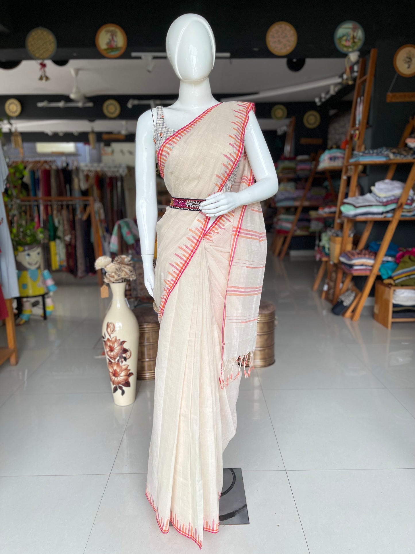 Off white hand spun hand woven cotton saree with beautiful pink border