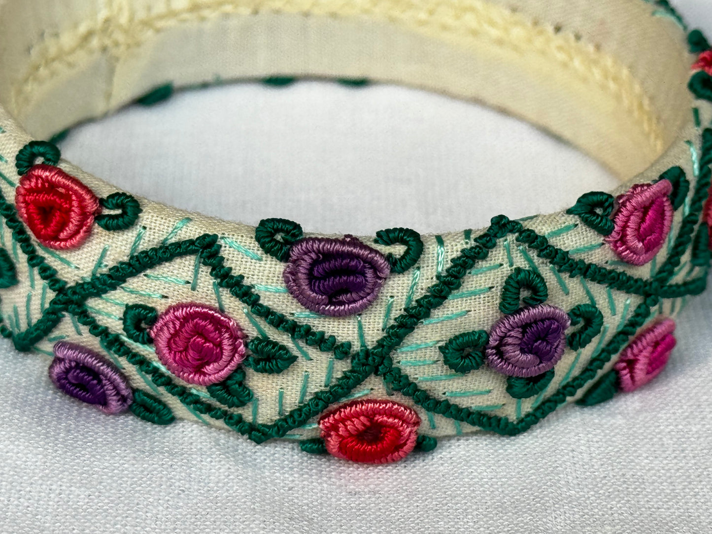 Cream french knot floral hand embroidered bangle - single